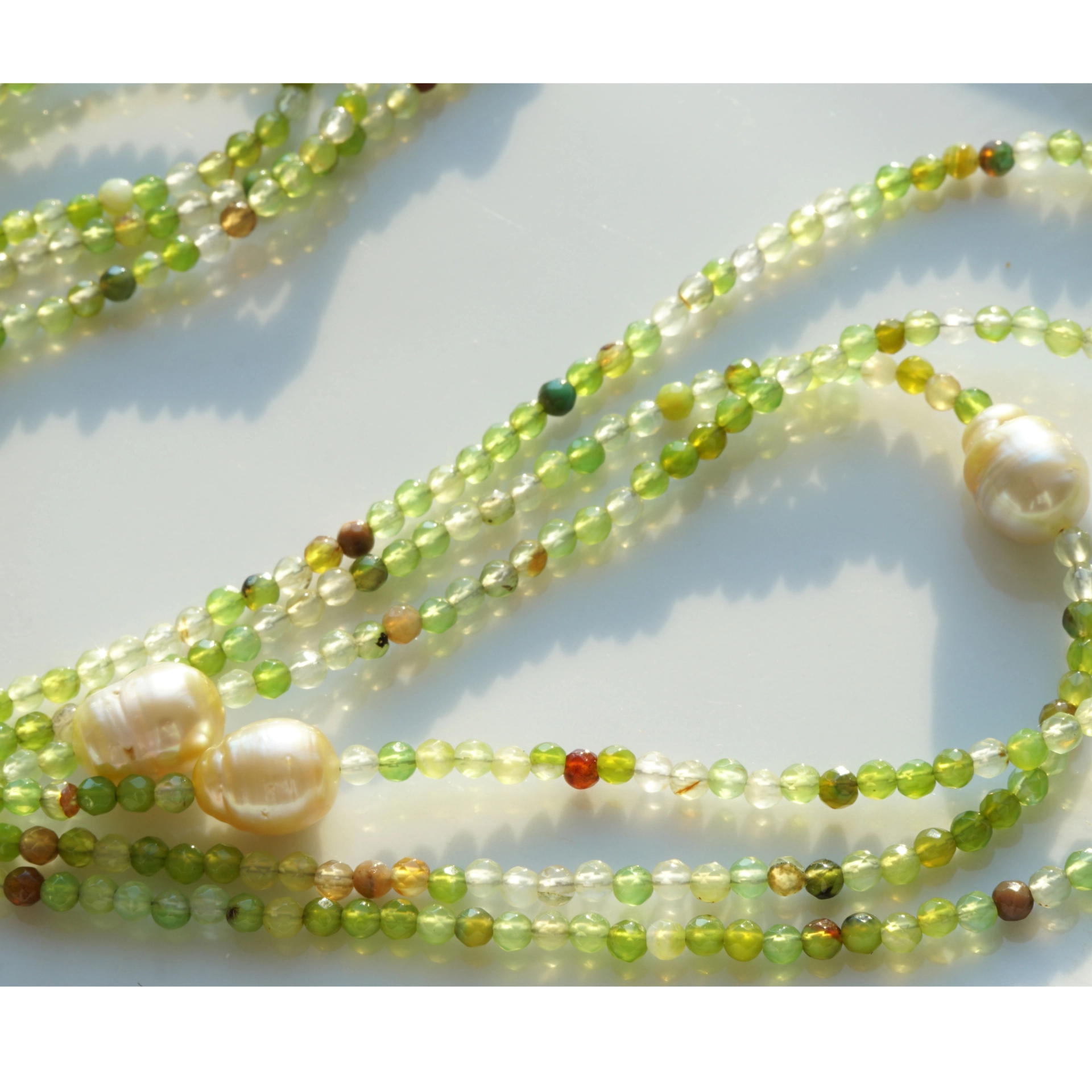 Amazing Colors....this Necklace with Southsea Pearls is gorgeous