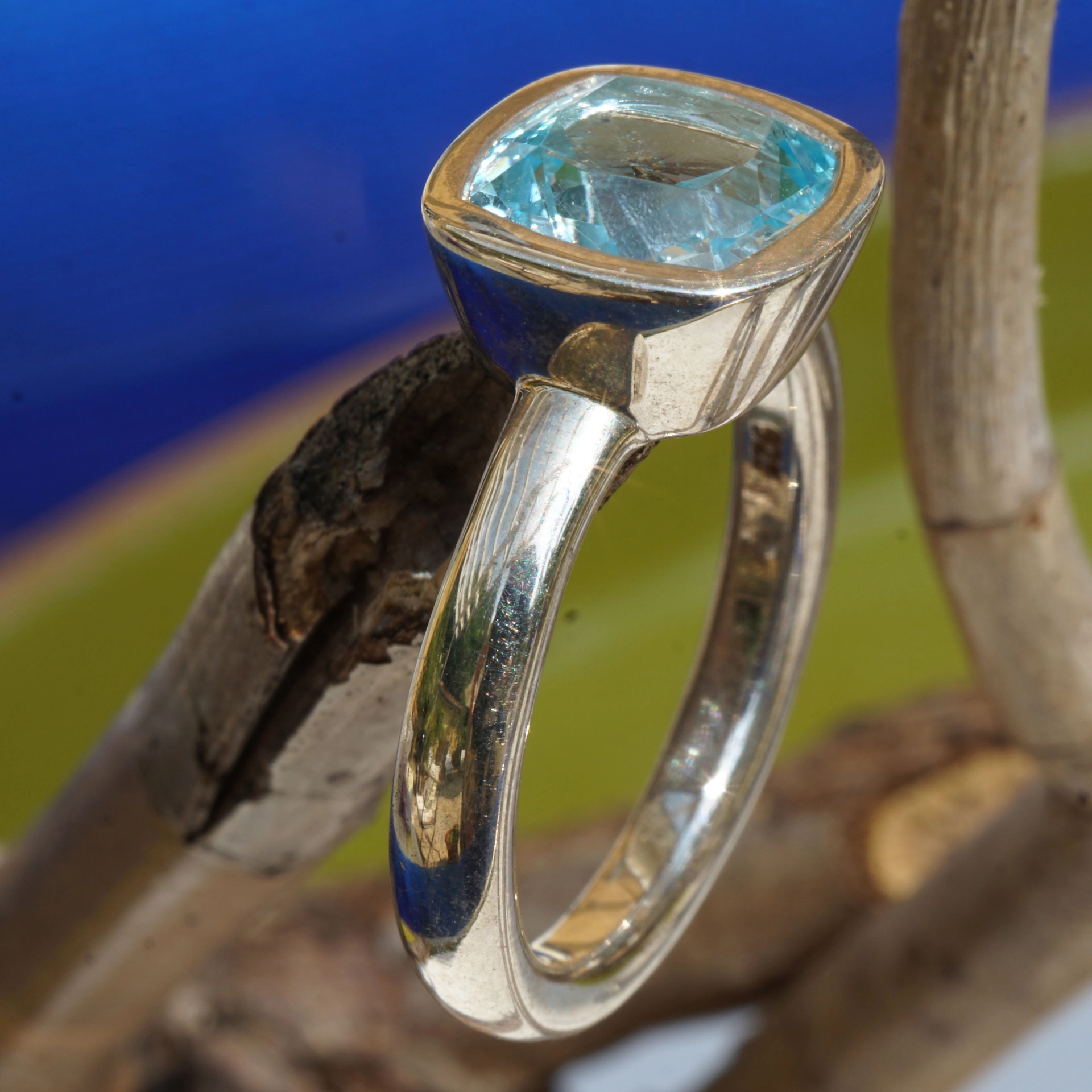 CHILANGO RING TUTENCHAMUN Sky Blue Topaz 925er Silber neu mit orig. Etui massiv
