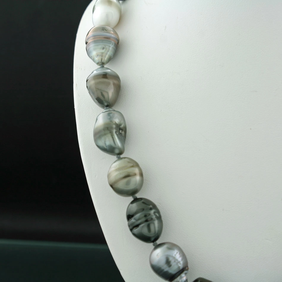 Tahiti-Zuchtperl-Kette-barock-14,2-11,3mm