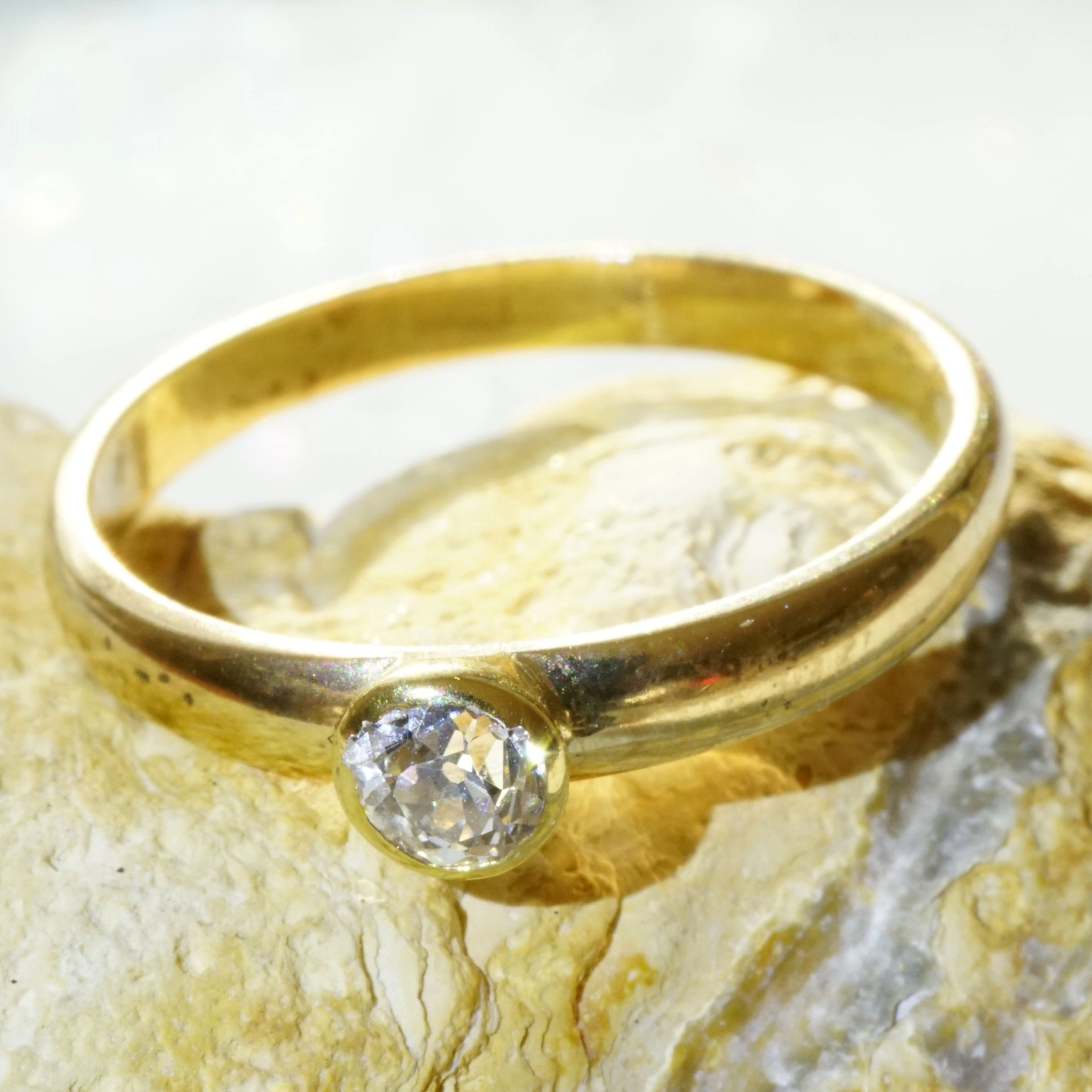 Oldcut Diamondl Ring 14 kt Gold...new Model