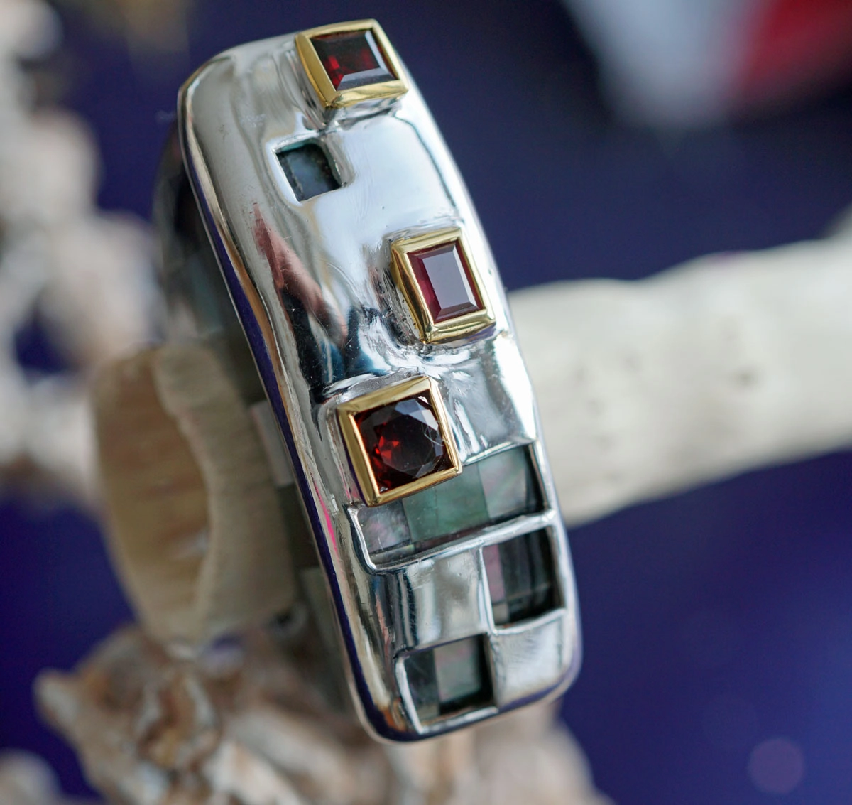 PERLMUT GRANAT Ring MODERNART Silber vergoldet ausgefallenes Schachbrettdesign