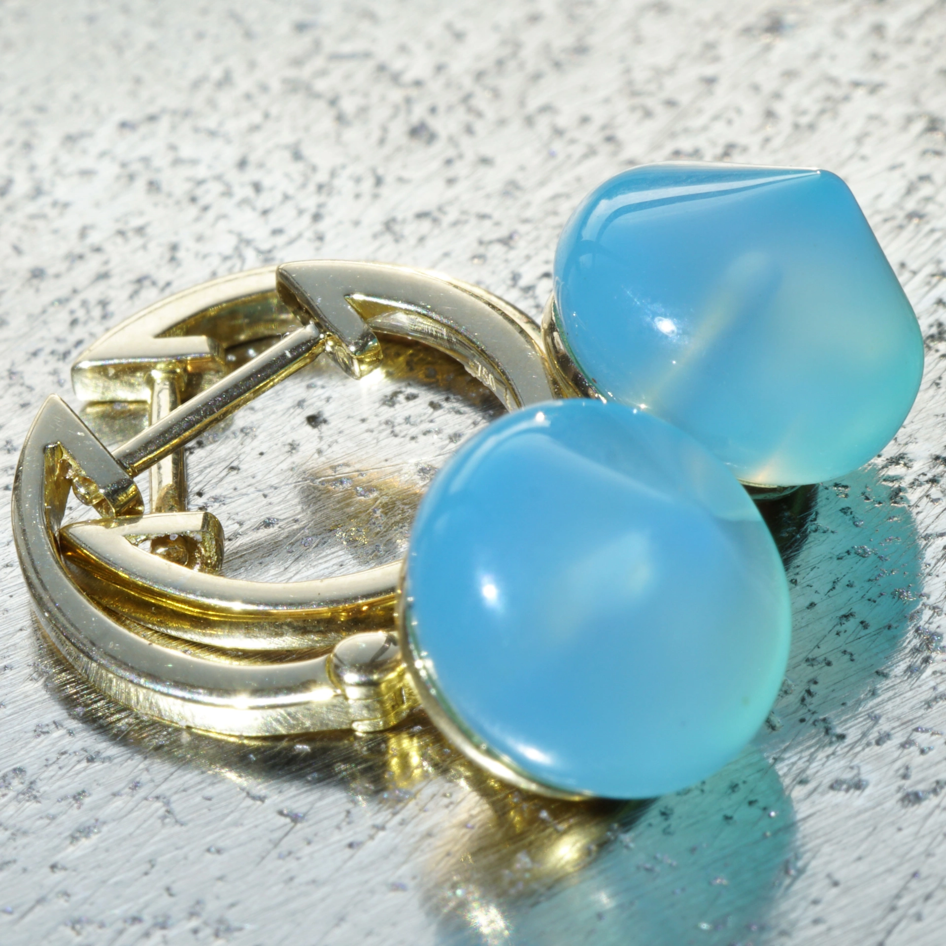 Earrings with different Colors ....a Beginnung of Earring Mania