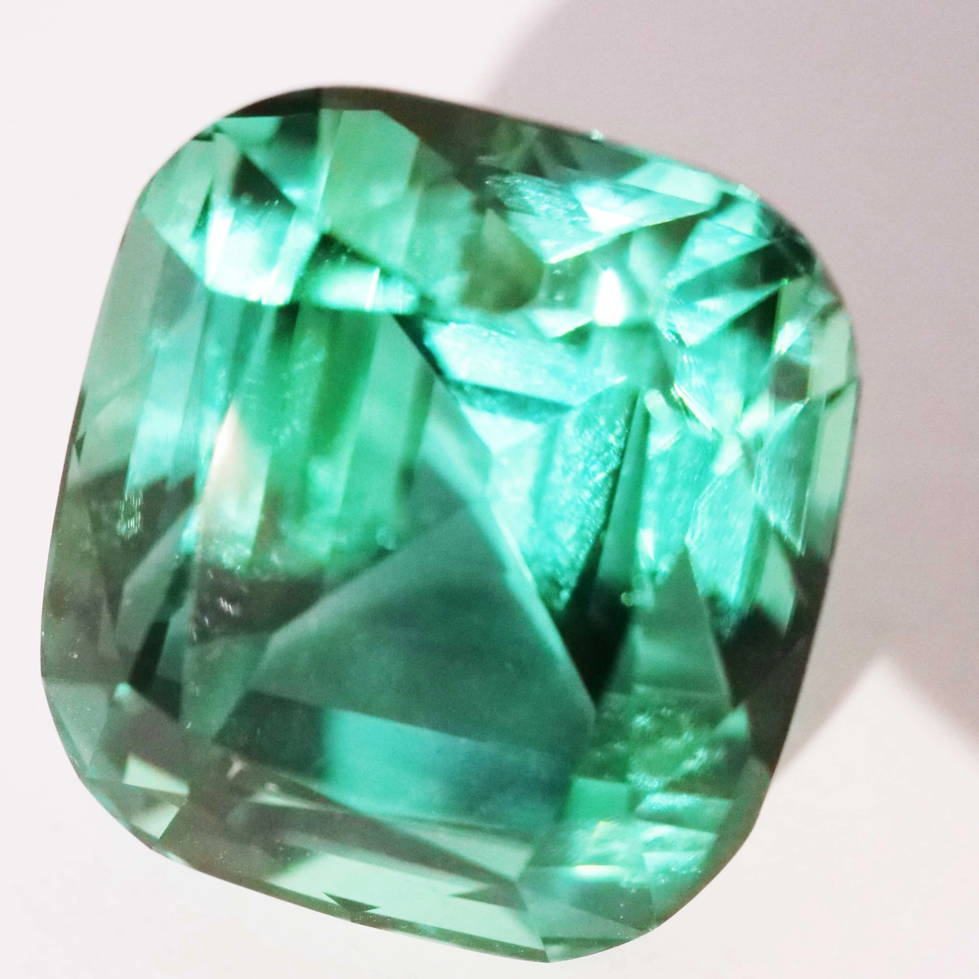Lagoon Tourmaline in the super Class AAA+ 33.30 ct Afghanistan 98% pure Investment Gemstone