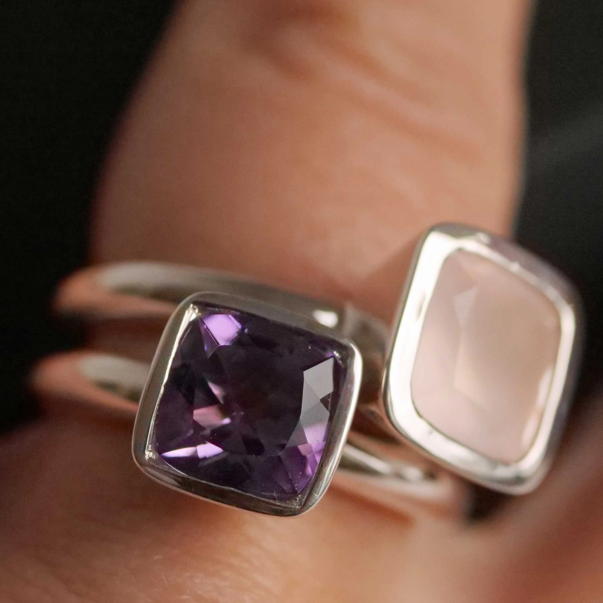 Chilango Ring Sparkling Stars 2 in solid 925 Silver with great milky Rosequartz