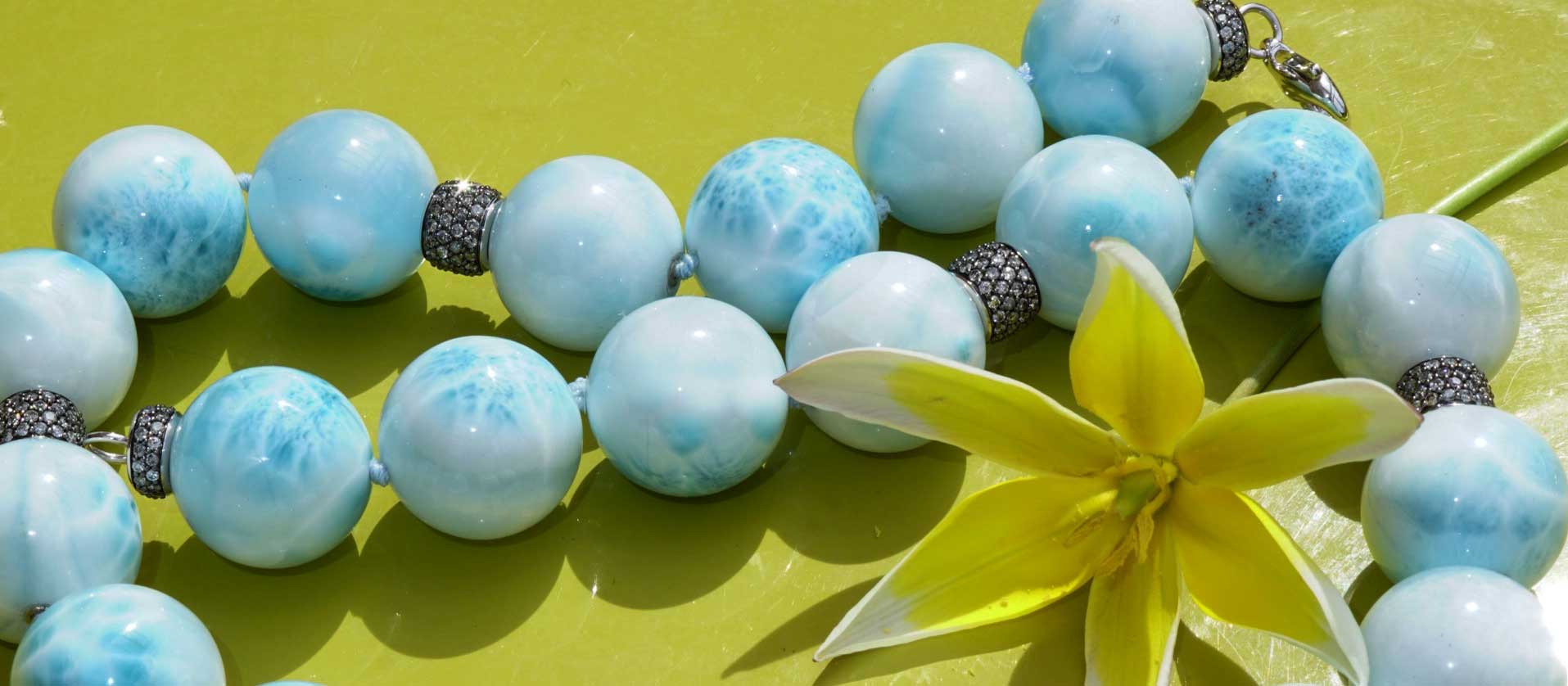neu-larimar-brillant-collier-weissgold-son01882.webp(1)