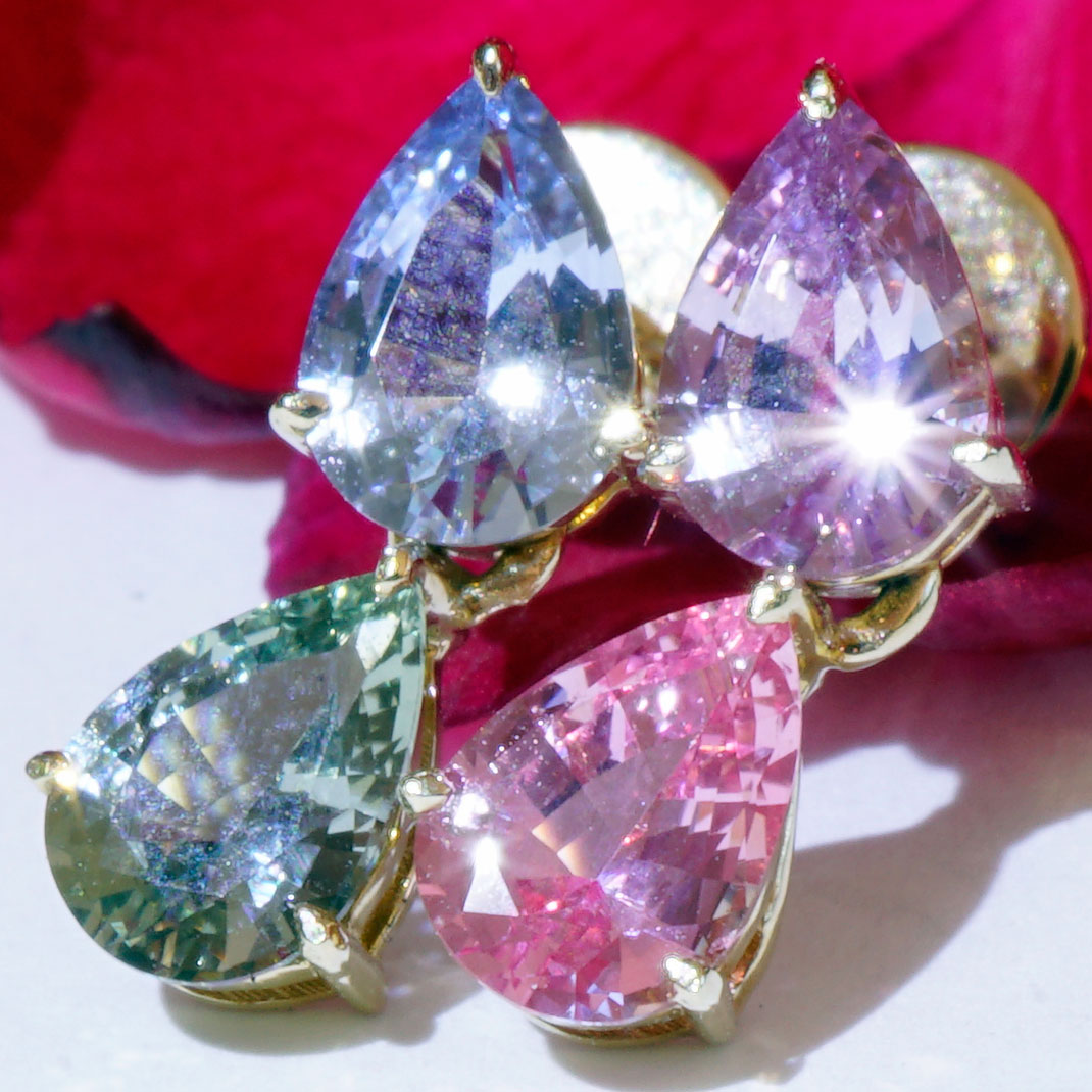 Great Saphire Earrings Multicolor appr. 2.14 ct  14 kt Yellow Gold from Ilanka Mine Madagascar