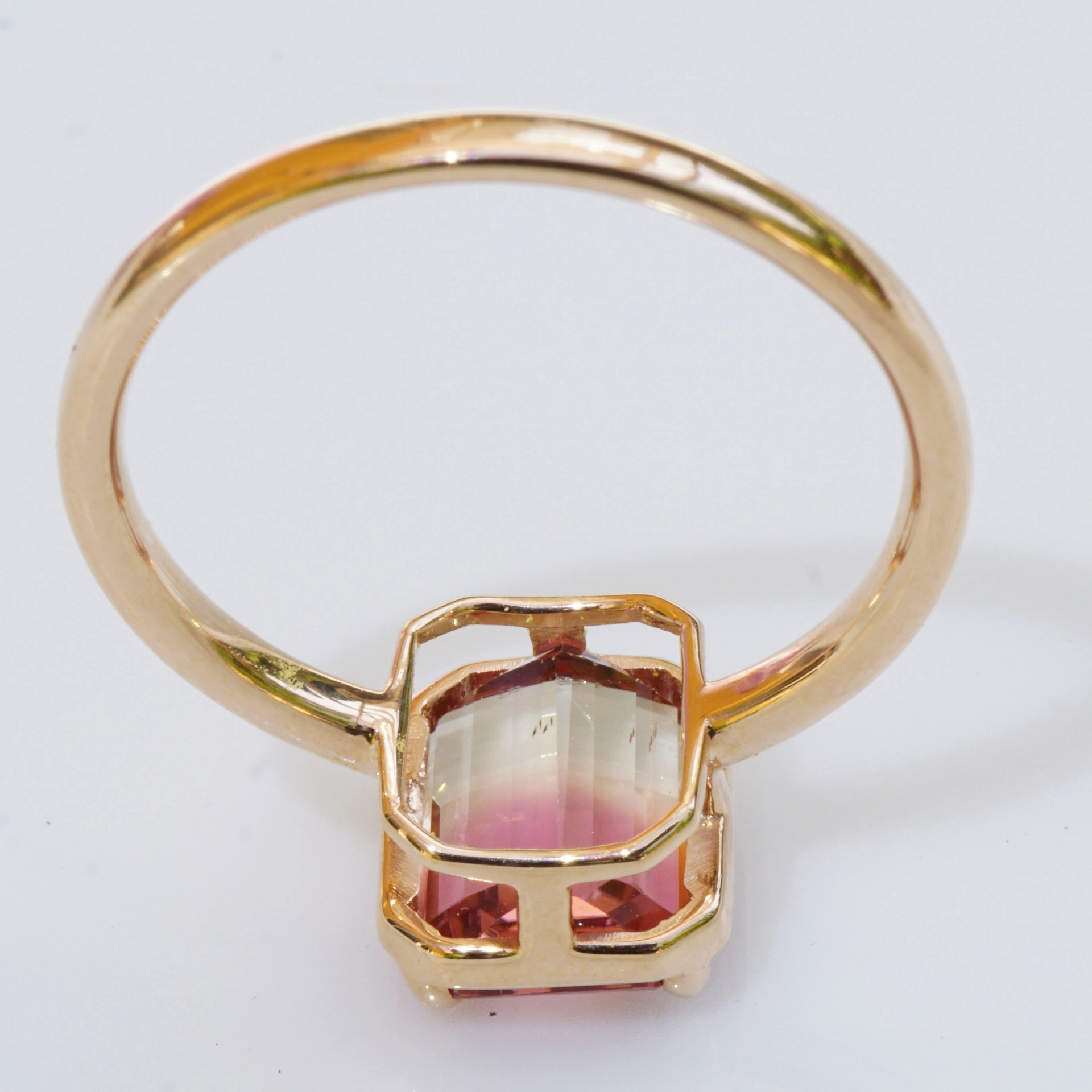 Dreamgem 8,5 x 7,2 x 5  mm Turmalin 2.85 ct Dreamcolor sunset eyclean  brilliance and cut very good