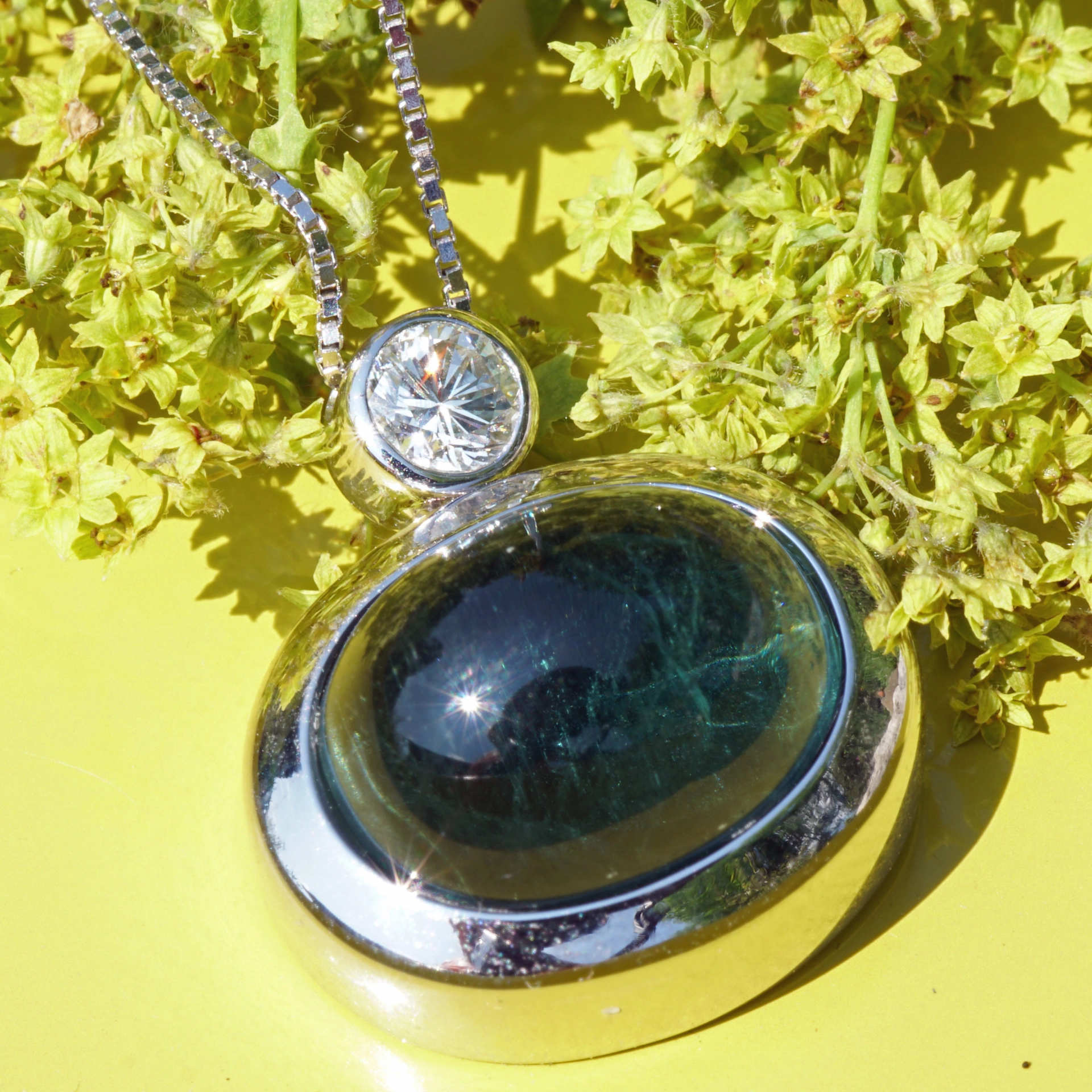 ..big blue turmalin pendant.....very nice color....great appearance, cabochon, approx. 8.35 ct, AAA loupeclean diamond