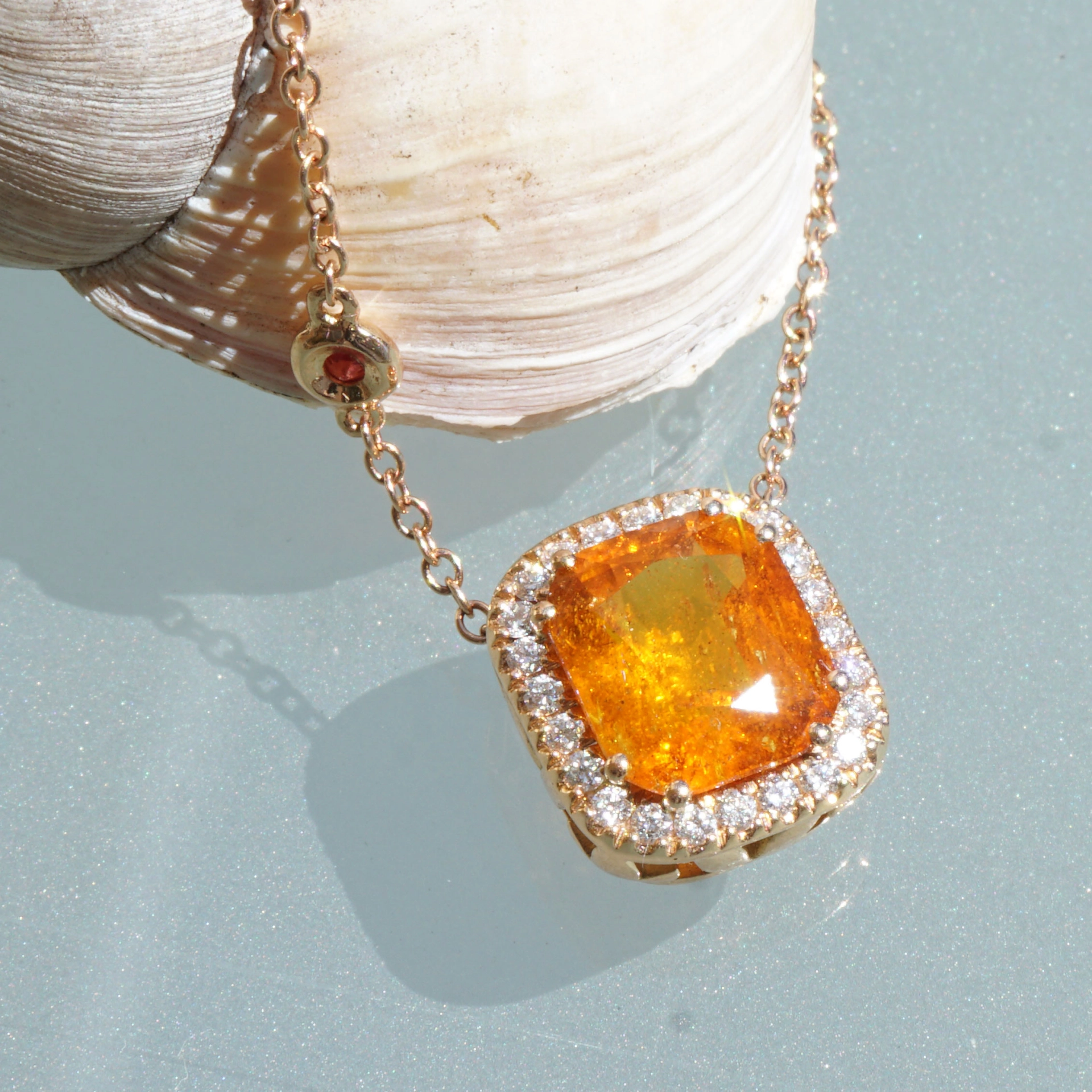 Mandaringarnet Diamond Necklace 18 kt Rosegold...happy Buddha