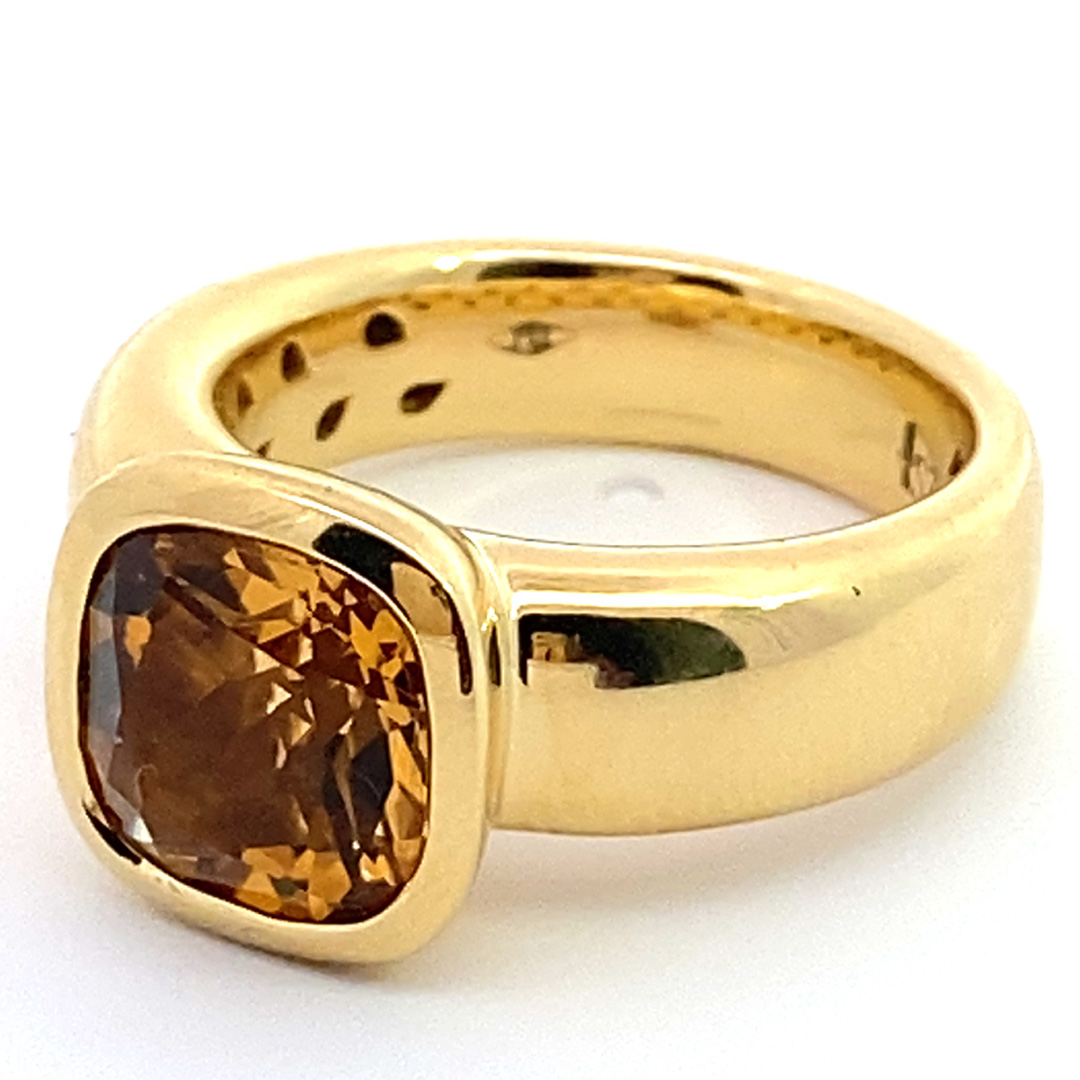 Citrin Ring 750 Yellow Gold Valenza..... bella Italia.... small Cardinal Ring... so trendy 