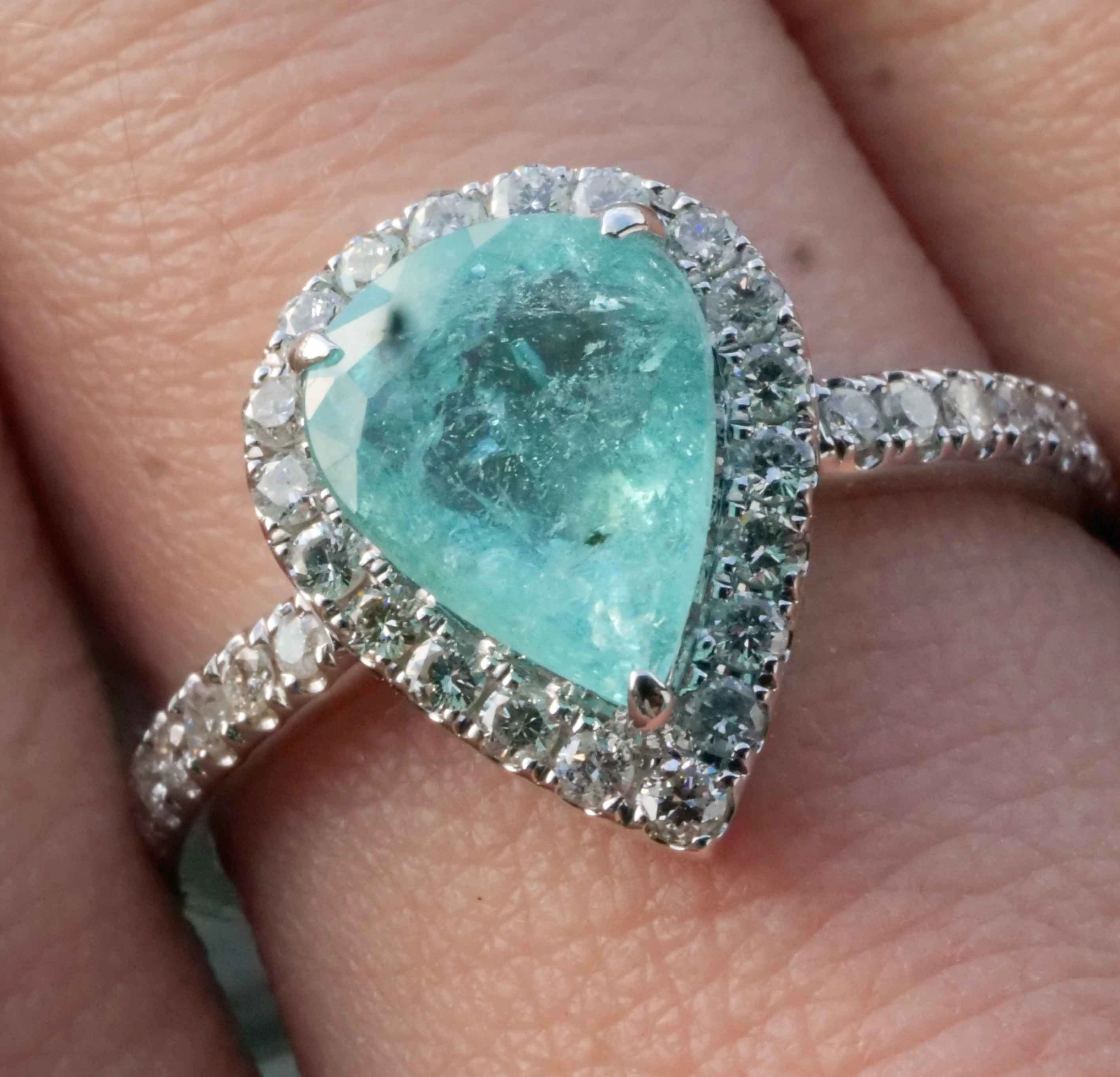 Paraiba Tourmaline Diamond Ring...Whitegold...Blue-Greenish Pool Color 1.93 ct 0.42 ct