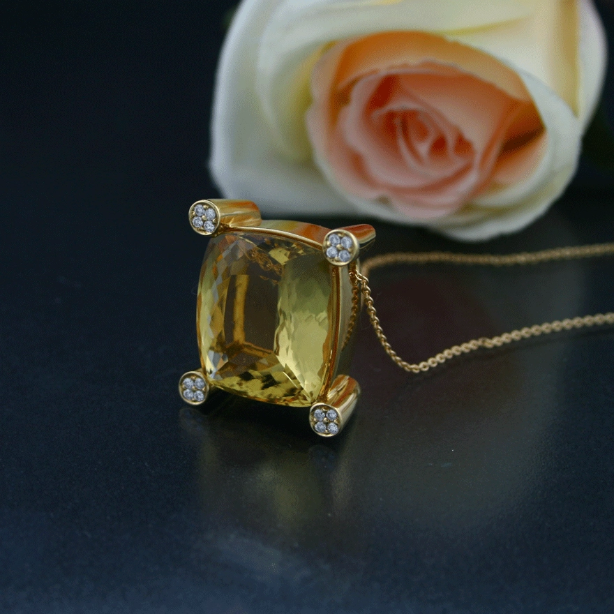 Edelstein-Brillant-Anhänger m. Kette, 18 Karat Gold