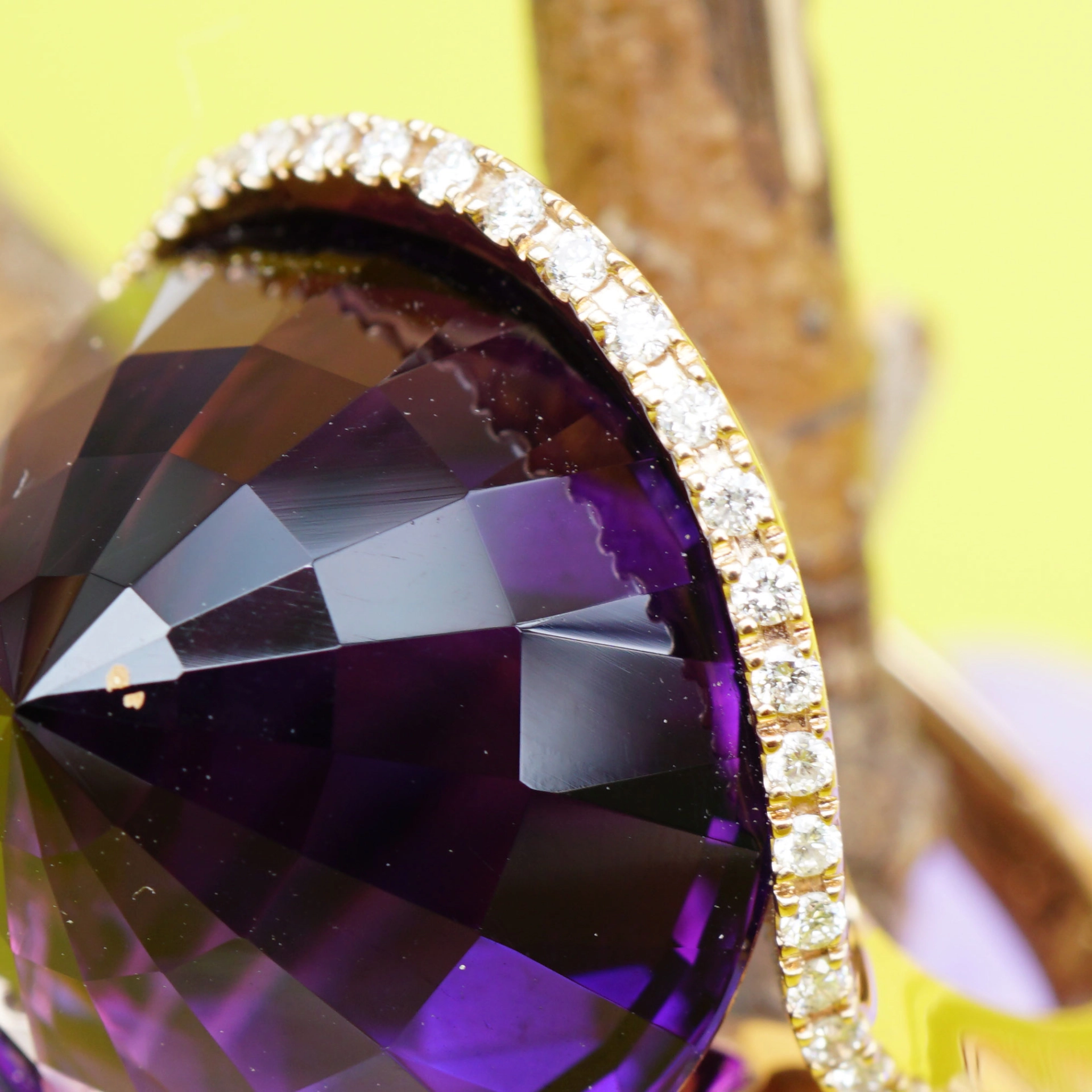 Amethyst designer ring 750 yellow gold designed in Valenza with certificate .. Italian attitude to life