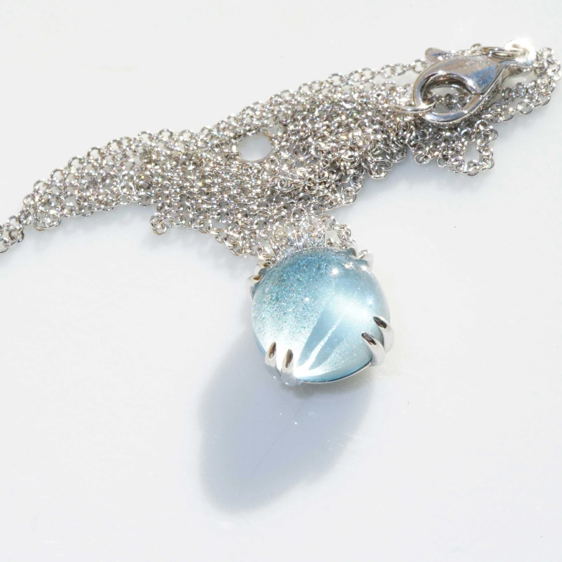 Aquamarine Brilliant Necklace 18 kt White Gold W / VS...sweet Bubbles..round Gemstone
