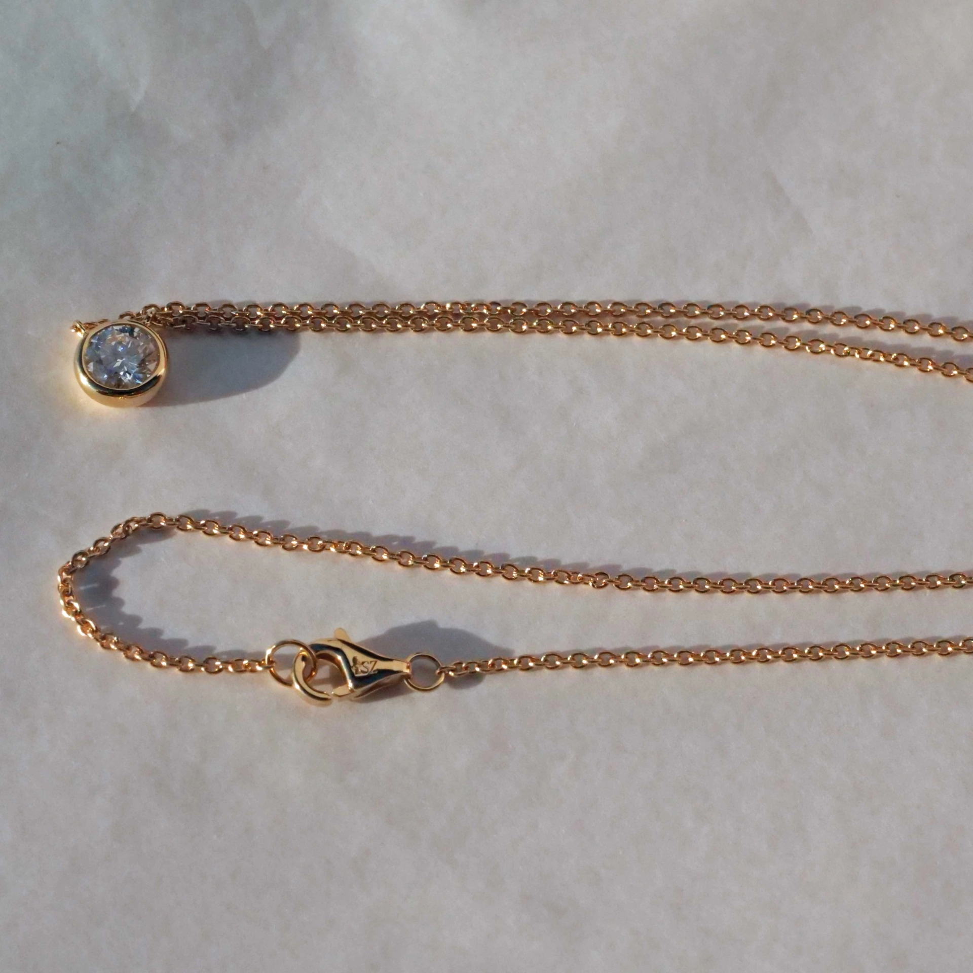 Brilliant Necklace 0.50 ct E (very fine white) / SI1 (small inclusions) with GIA report 18 kt Gold