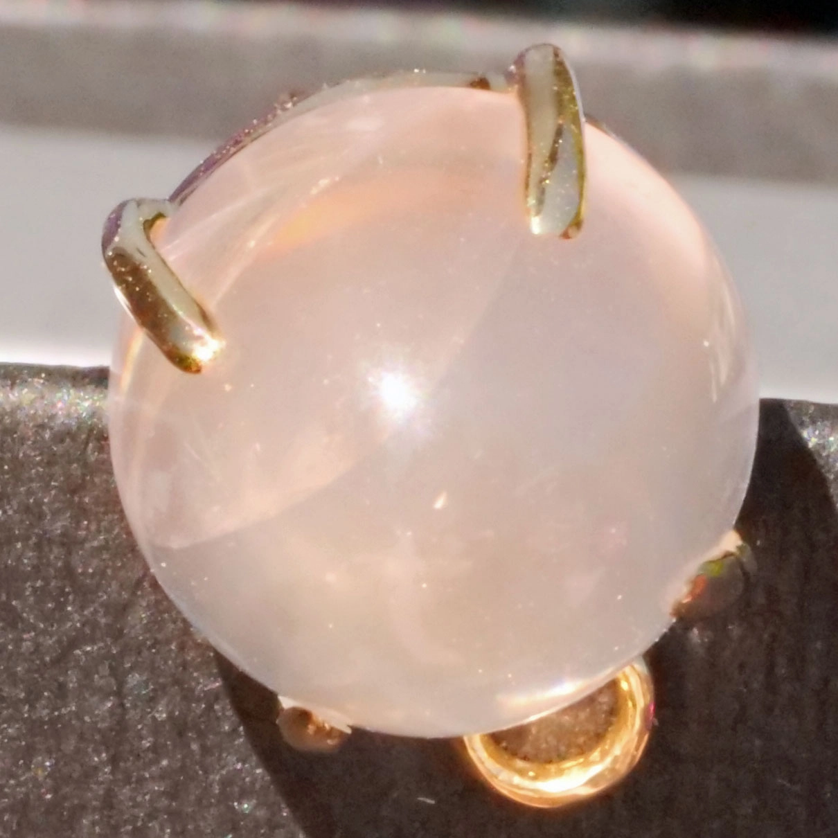 Snowflakes Obsidian Rosequartz Earrings 18 kt Yellowgold..wonderful natural Gems