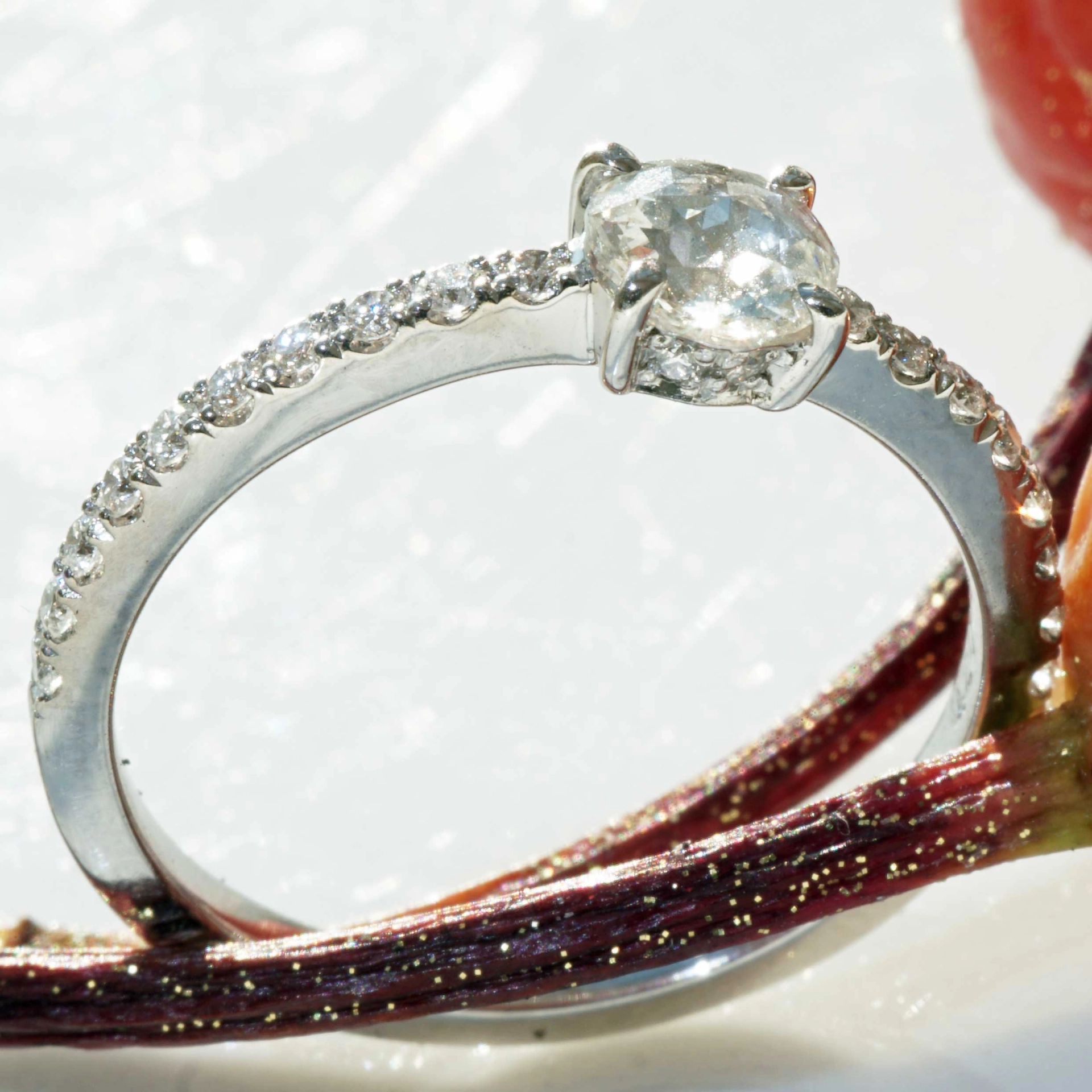 Diamond Ring 750 Whitegold 0.29 0.20 ct Understatement Ring 