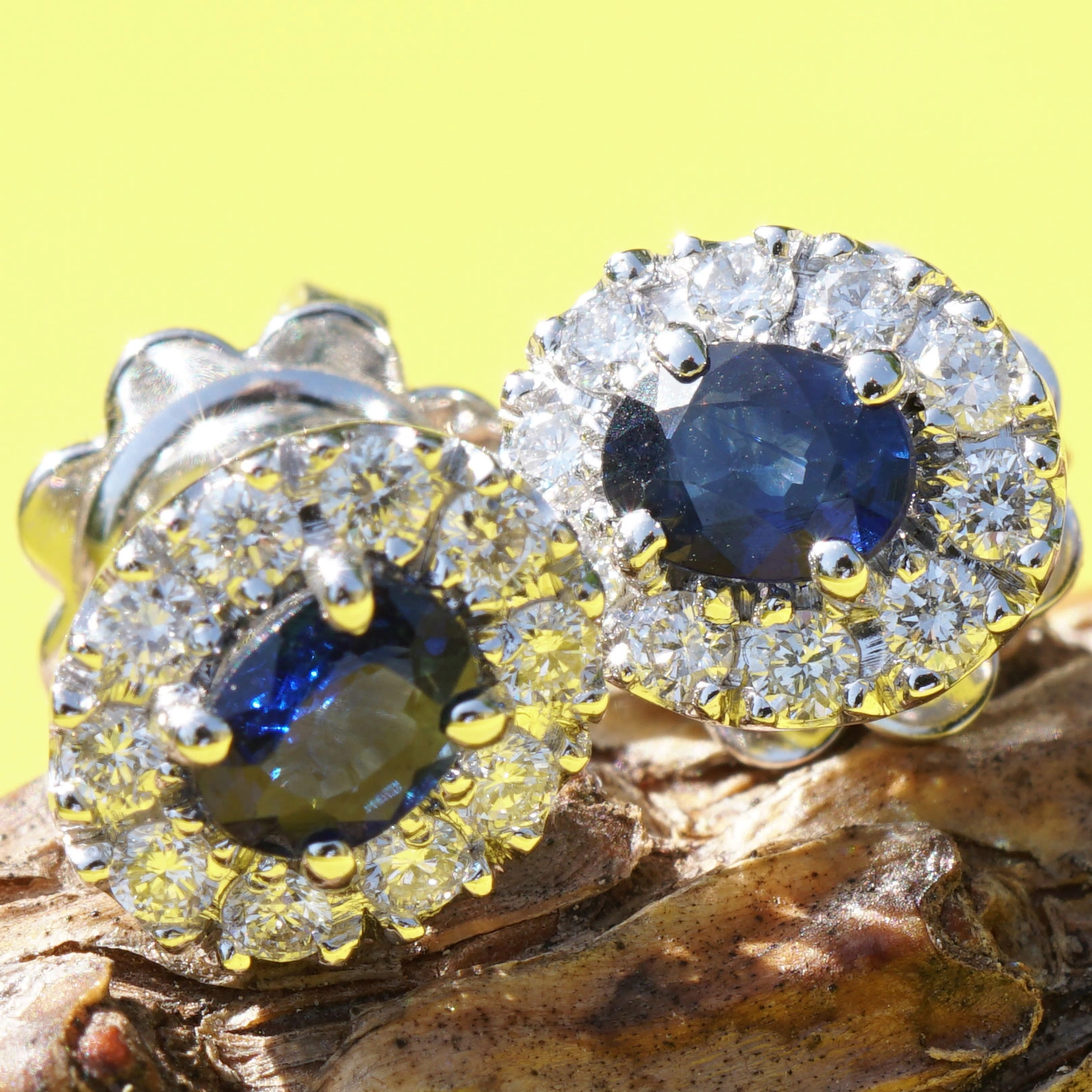 Luxury Saphire Earrings...18 kt Gold....made in bella Italy