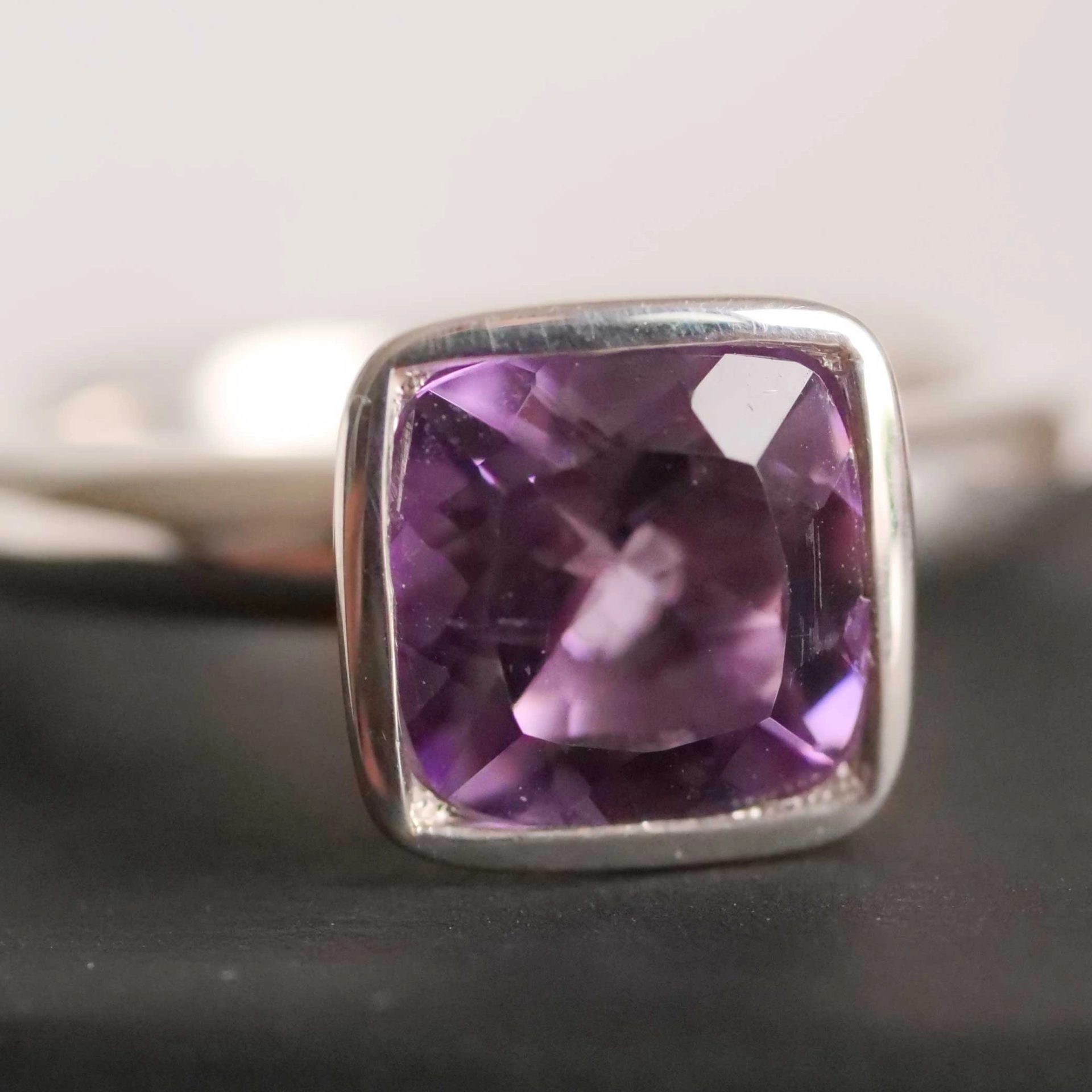 Chilango Ring Sparkling Stars 2 in solid 925 Silver with great Amethyst