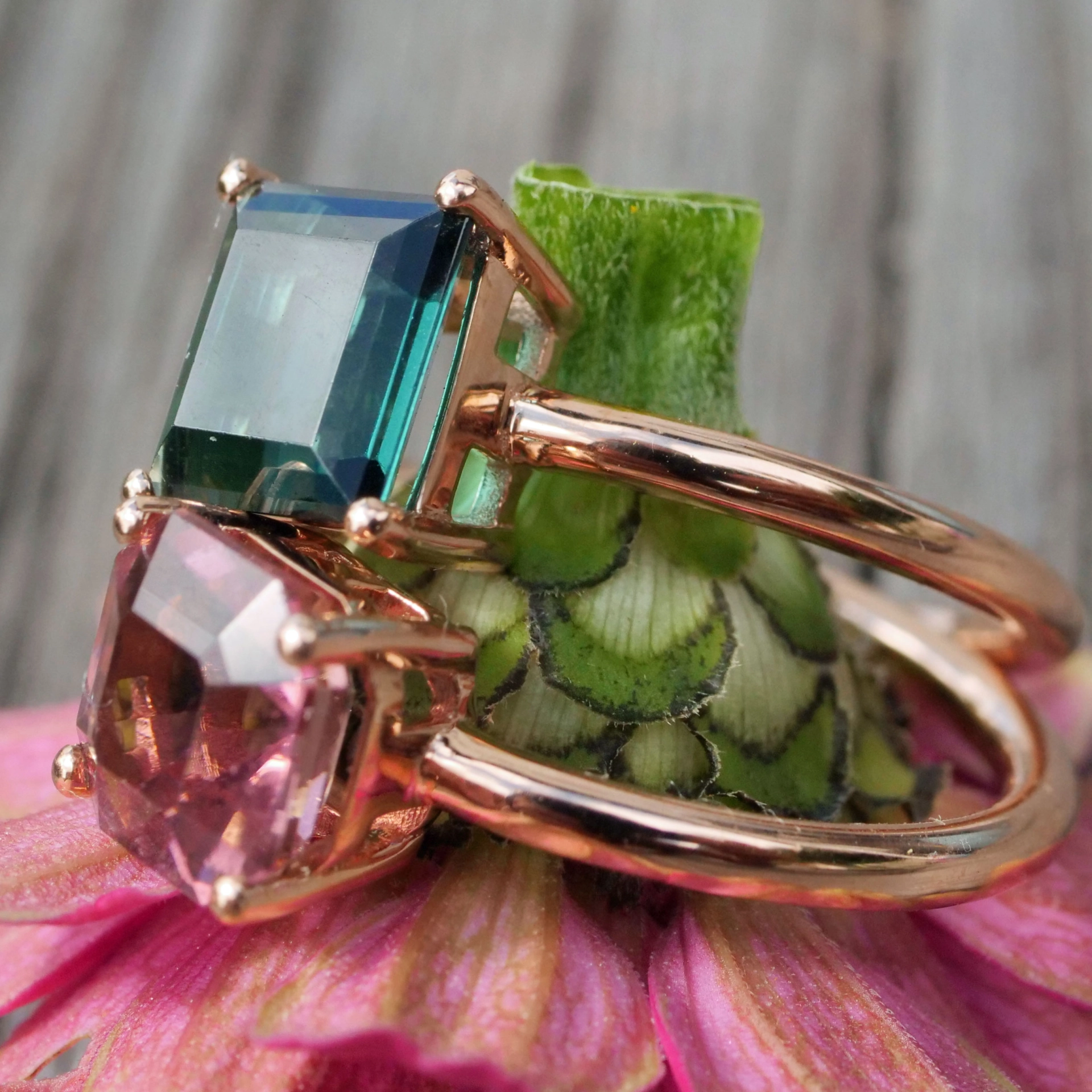 Turmalin Ring 18 kt Rosegold phantastic Color pink bluish