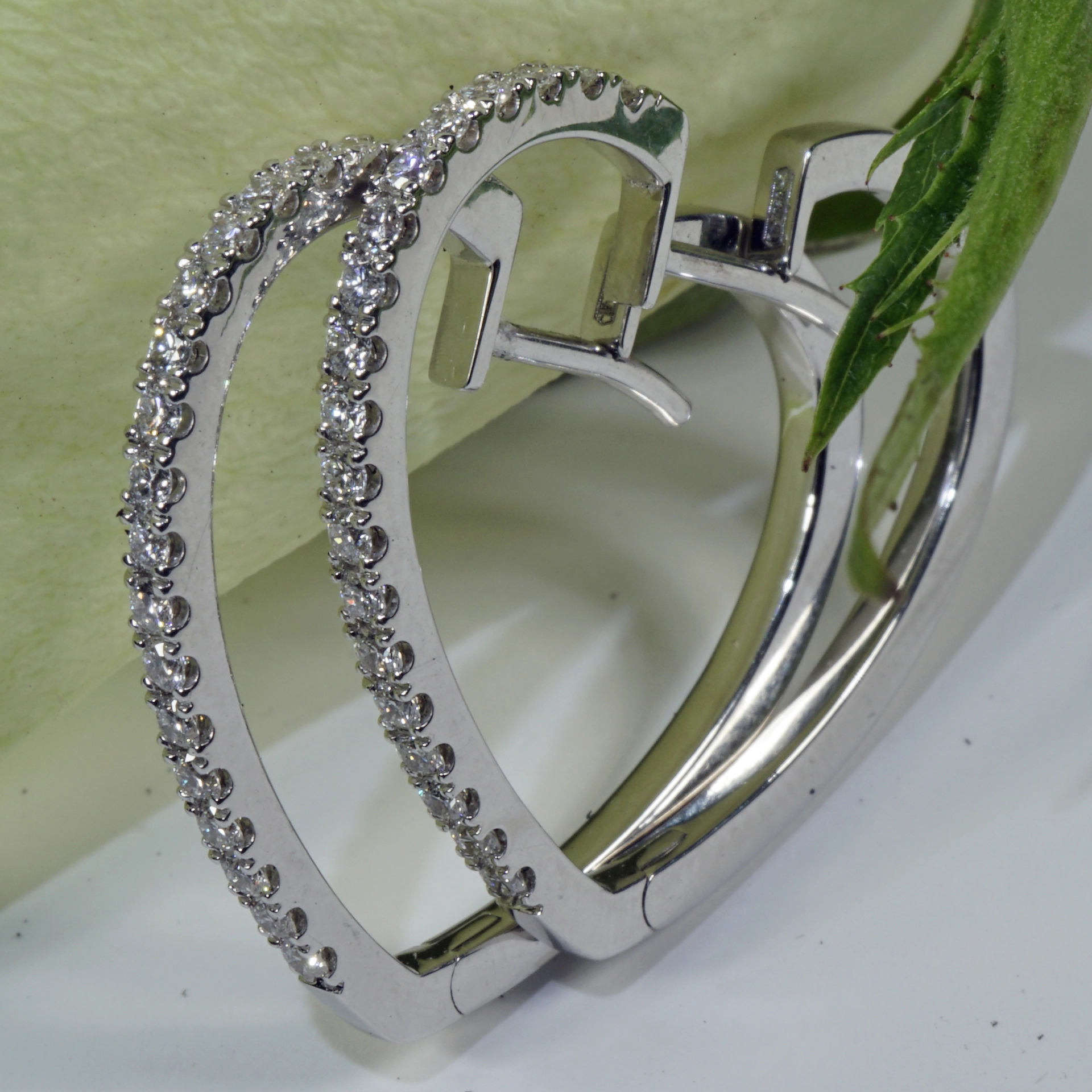 Heartshaped Brilliant Creoles....italian Life Energy for every Day...18 kt Heart Gold