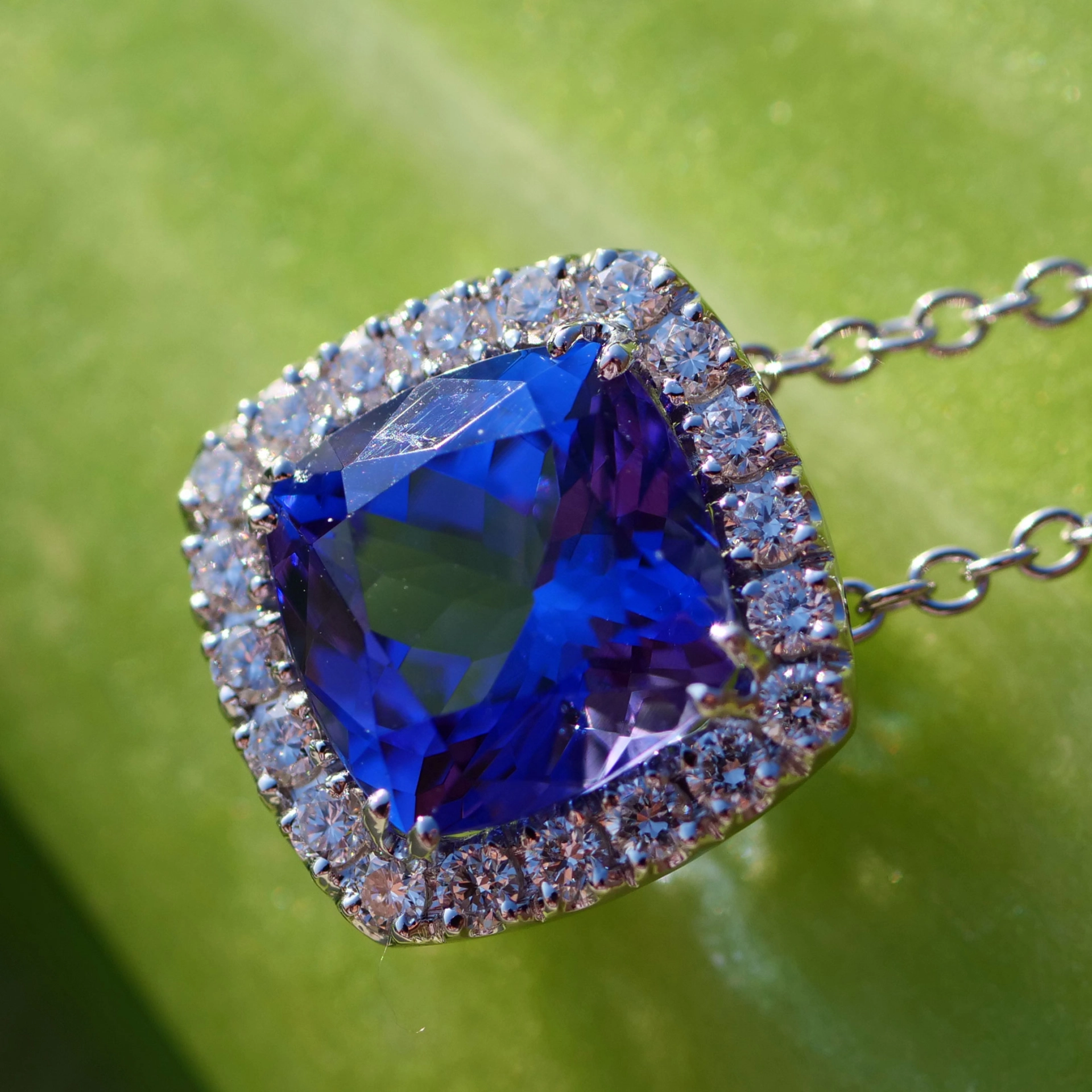Tanzanite Pendant and Necklace with Diamonds....Luxury Mood