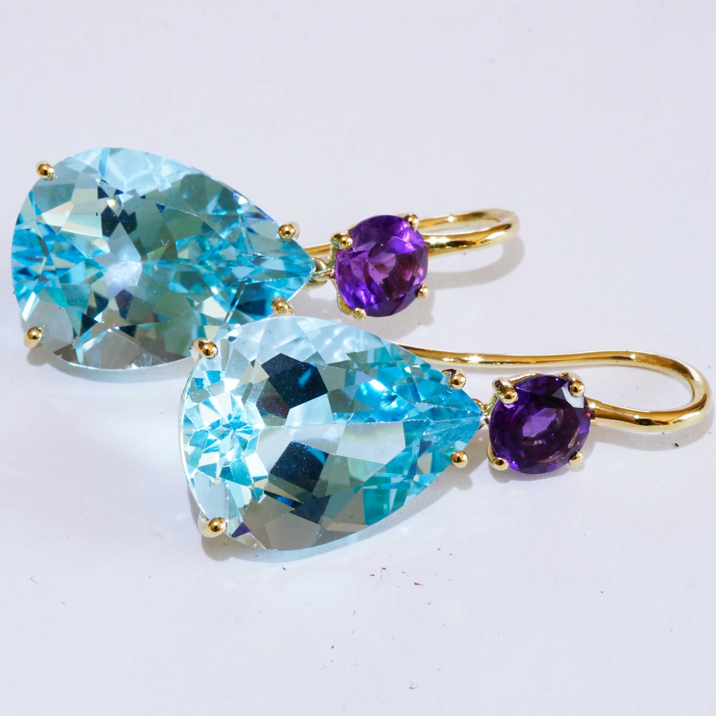Bluetopaz Amethyst Earrings of high quality made in a traditional Italian goldsmith in Valenza, modern Design