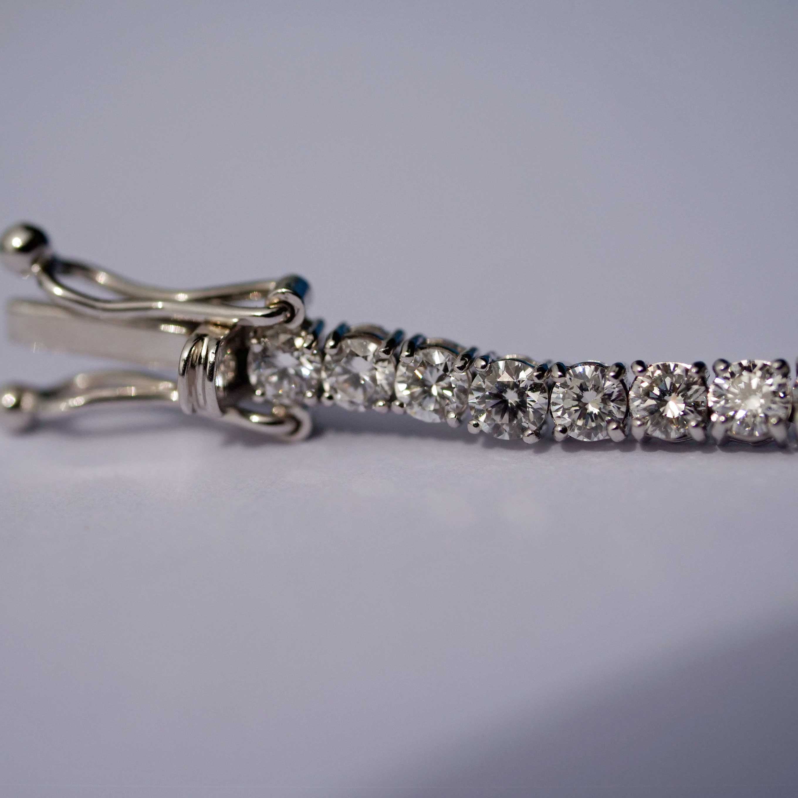 Brilliant stud earrings total 2.36 ct TW VS laboratory diamonds in 585 white gold.... for a fraction of the price of a natural diamond