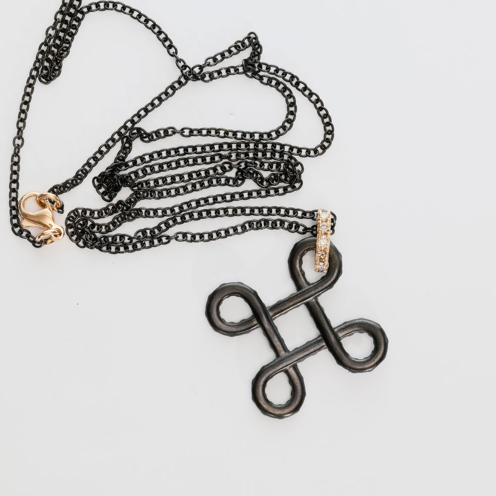 Brilliant Necklace 750 Rose Gold 0.29 ct TW VS... Mysticism Knot.. black rhodium-plated stainless steel