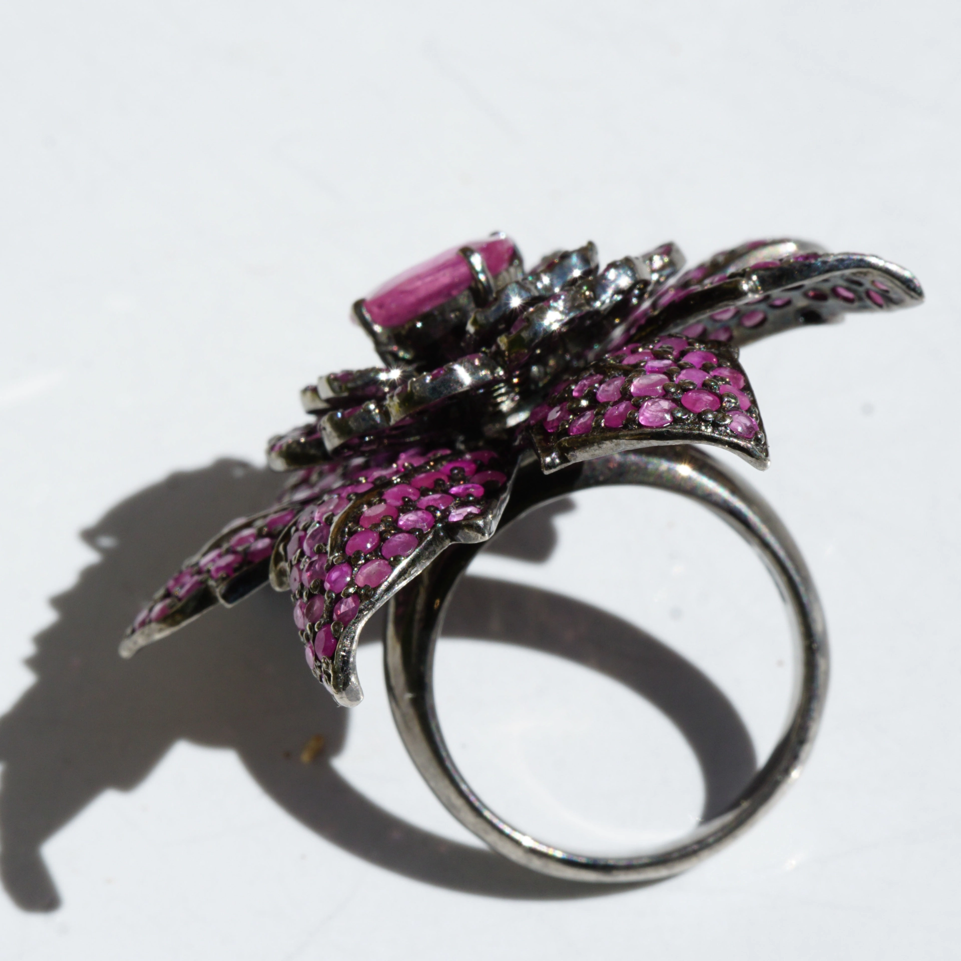Blüten Rubin Ring 925er Silber 43 x 44 mm .....der Schmuck Pop Star....