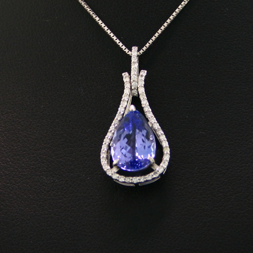 Tansanit-Brillant-Anhänger, 900/-Platin mit Kette in 850/-Platin