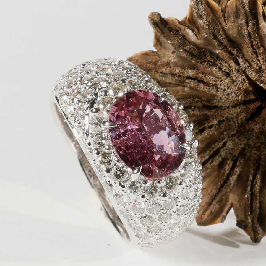 Ring sapphire brilliant 2.50 ct 1.76 ct so big and so vivid pink... TW VS 750 white gold