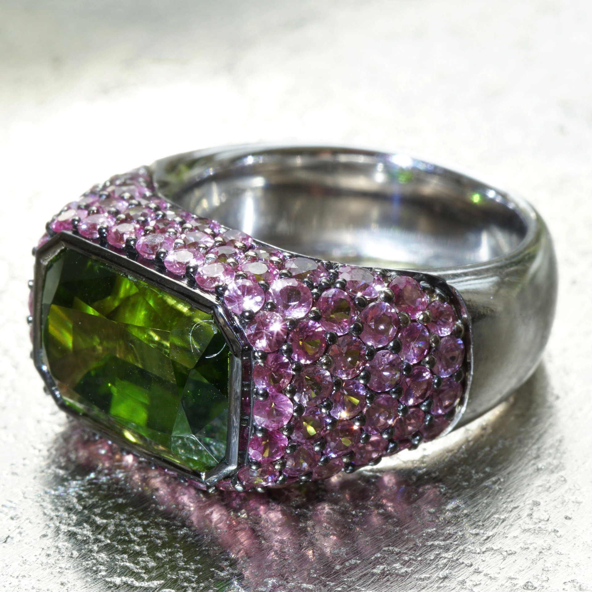 Peridot from Pakistan 9 ct Supat Mine a great Investment loupeclean Awesome Color