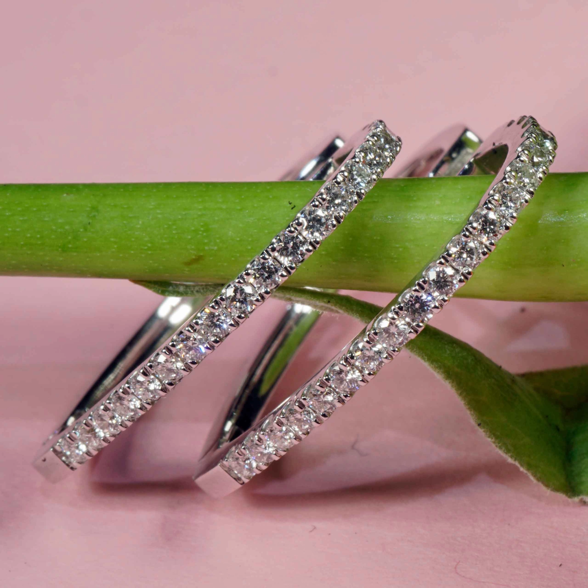 Heartshaped Brilliant Creoles....italian Life Energy for every Day...18 kt Heart Gold