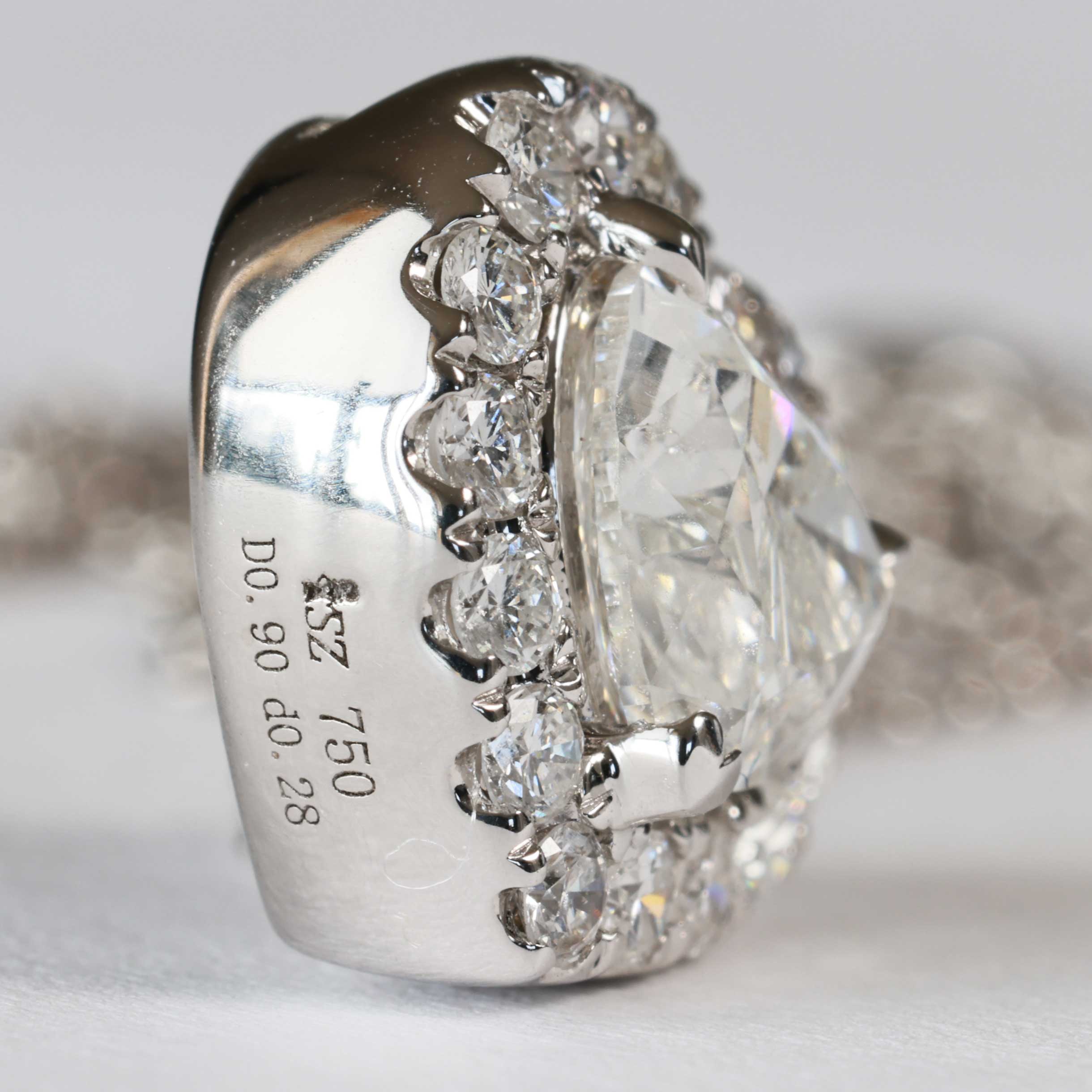 Necklace with Heart full cut brilliant approx. 0.90 ct, H (white) / SI2  GIA report 18 kt White Gold