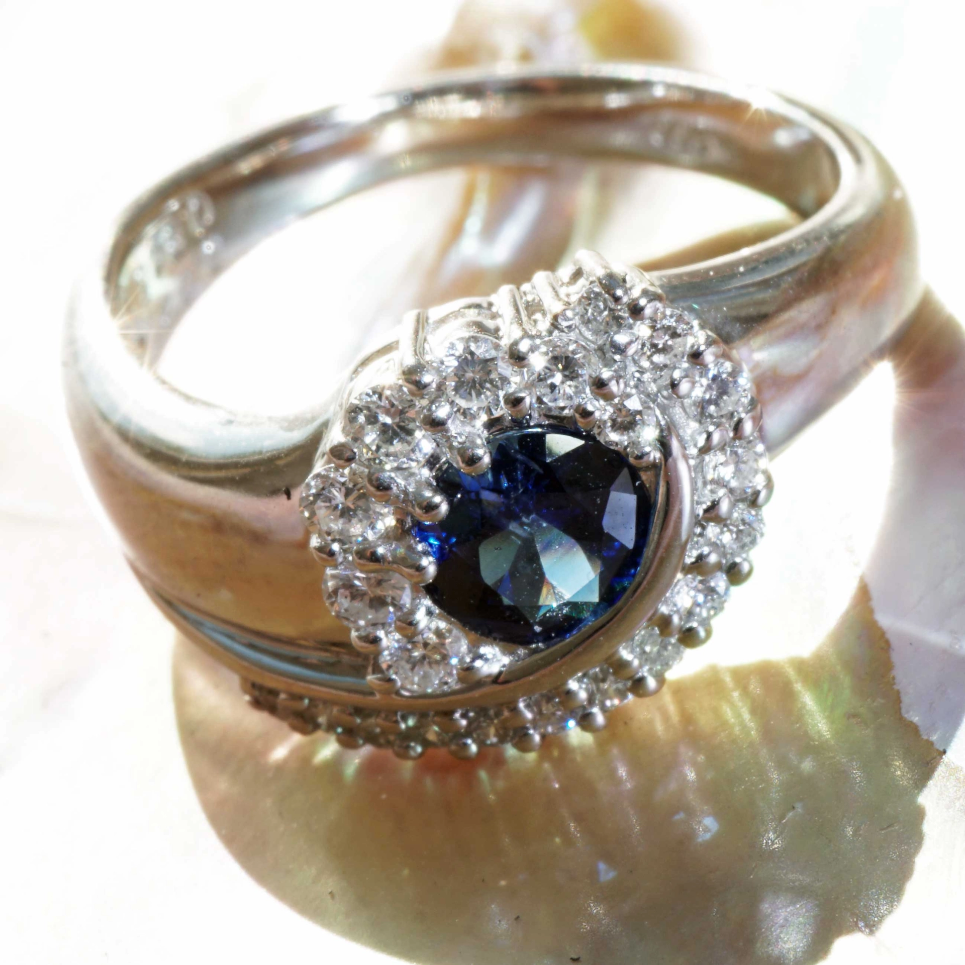 Saphire Diamond Ring Platinum 0.62 ct 0.34 ct...what a fine Quality...