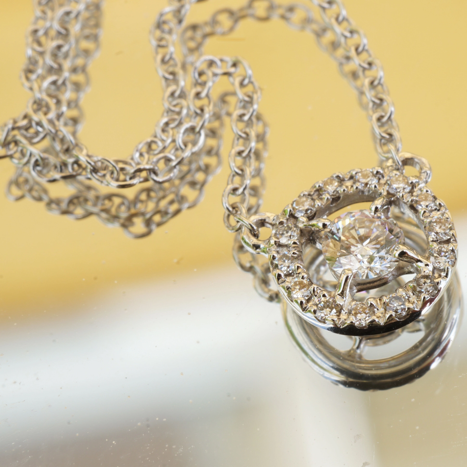 Brilliant Pendant with Chain 750 White Gold 0.10 ct in HALO look from traditional Goldsmiths