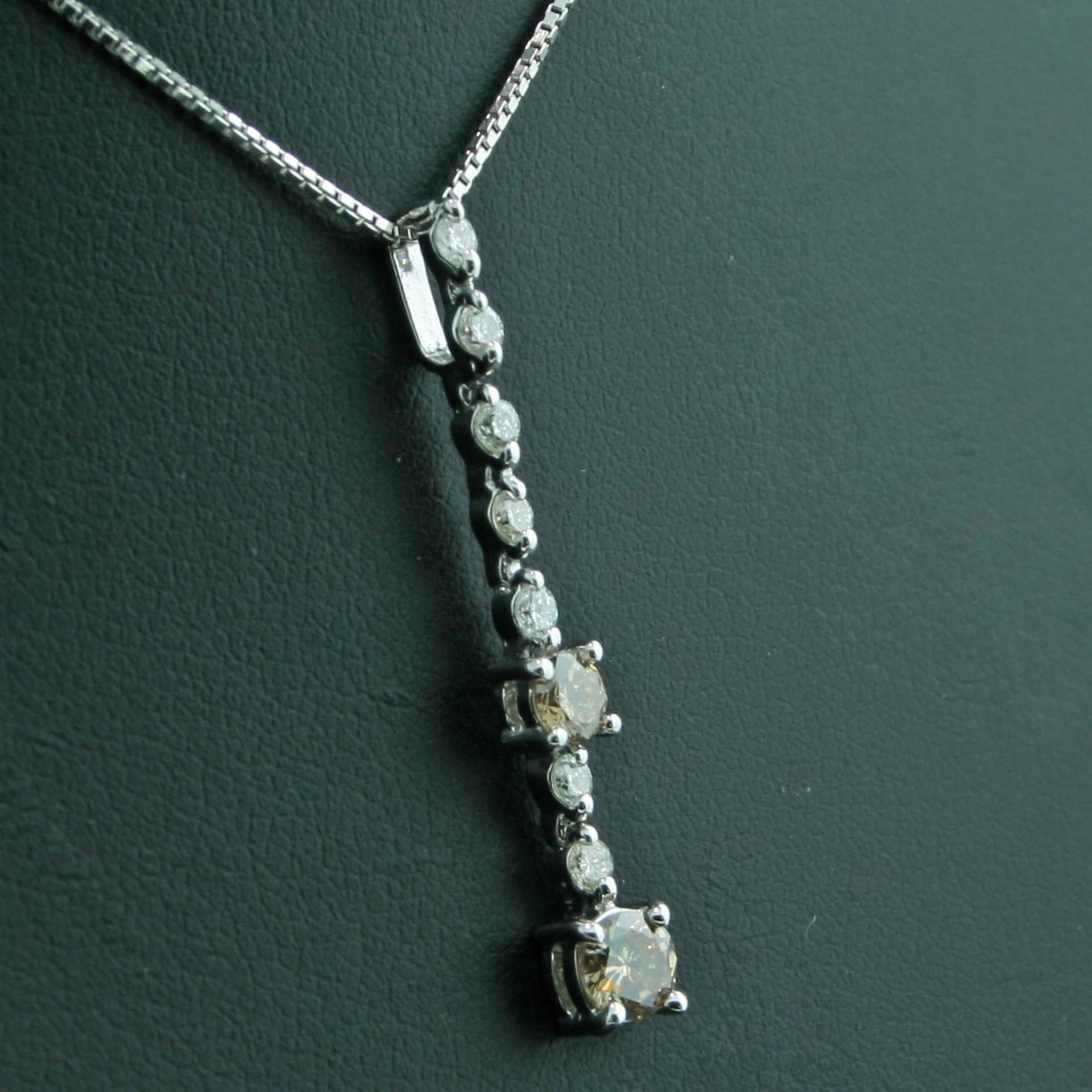 Zweifarbiger-Brillant-Anhänger mit Kette-0.50 ct-750er-Weißgold