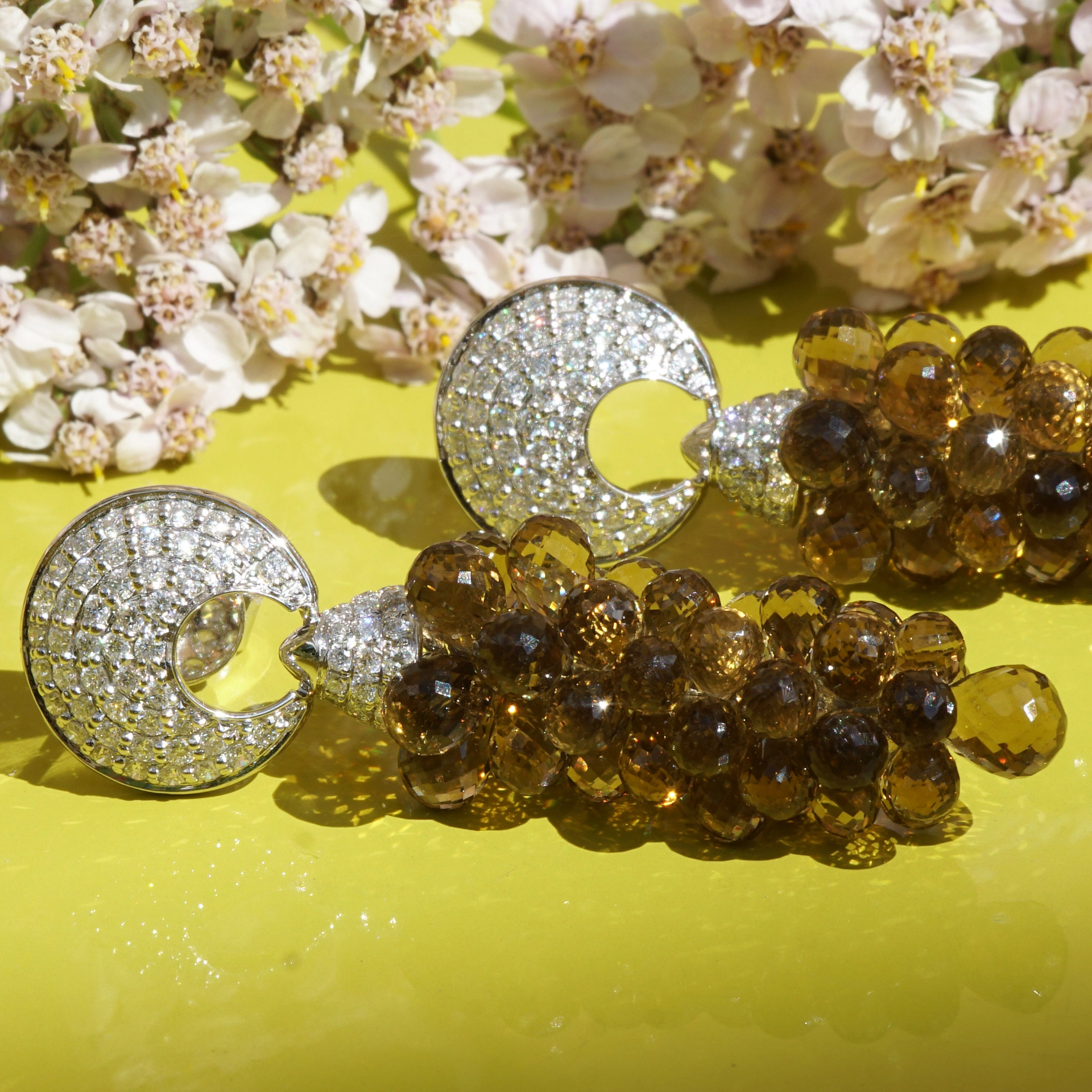 Diamond Smokey Quartz Earrings 18 kt Whitegold...exciting in the Shape of Grapes