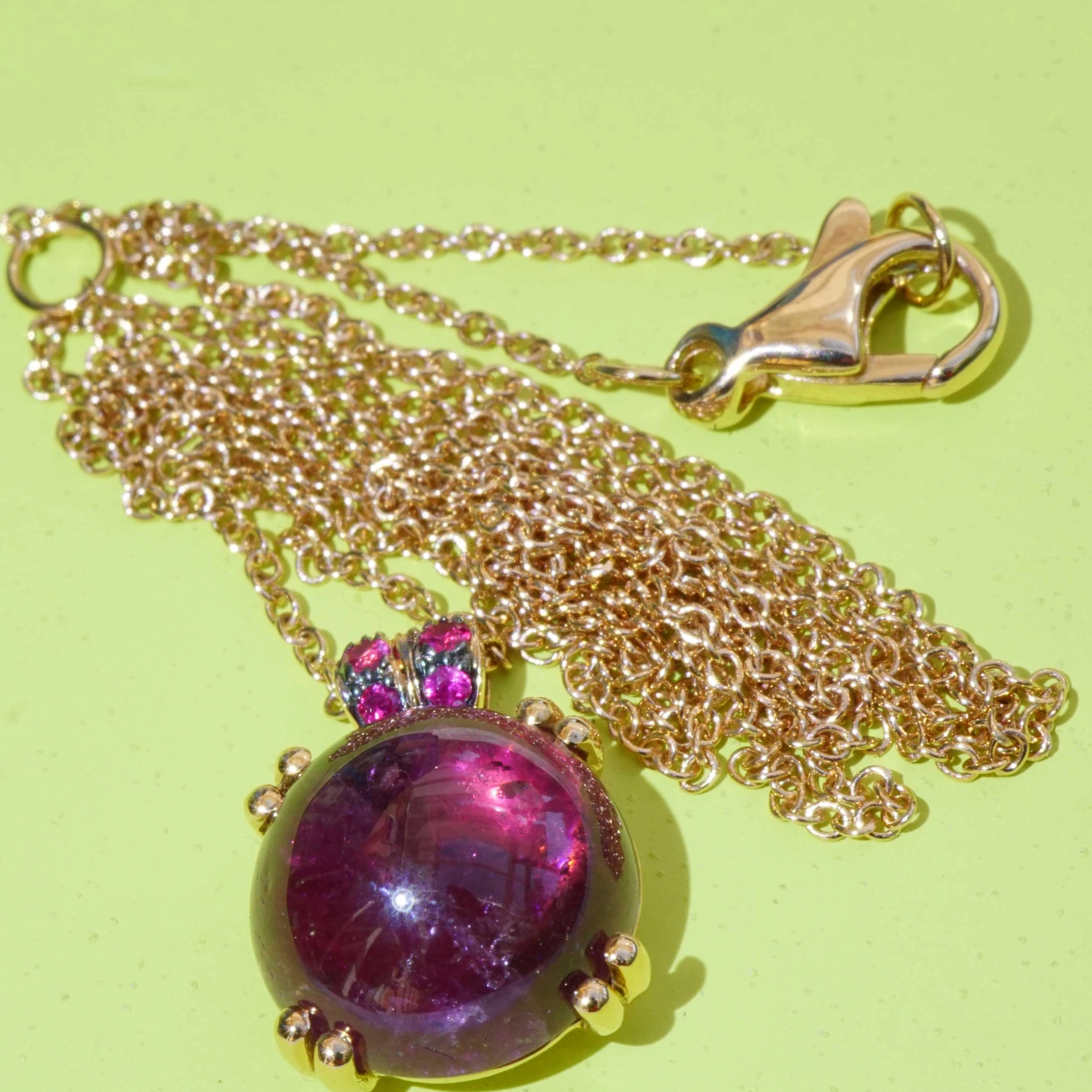 Tourmalin Saphire Necklace 18 kt Rose Gold.sweet Bubbles..round Gemstone