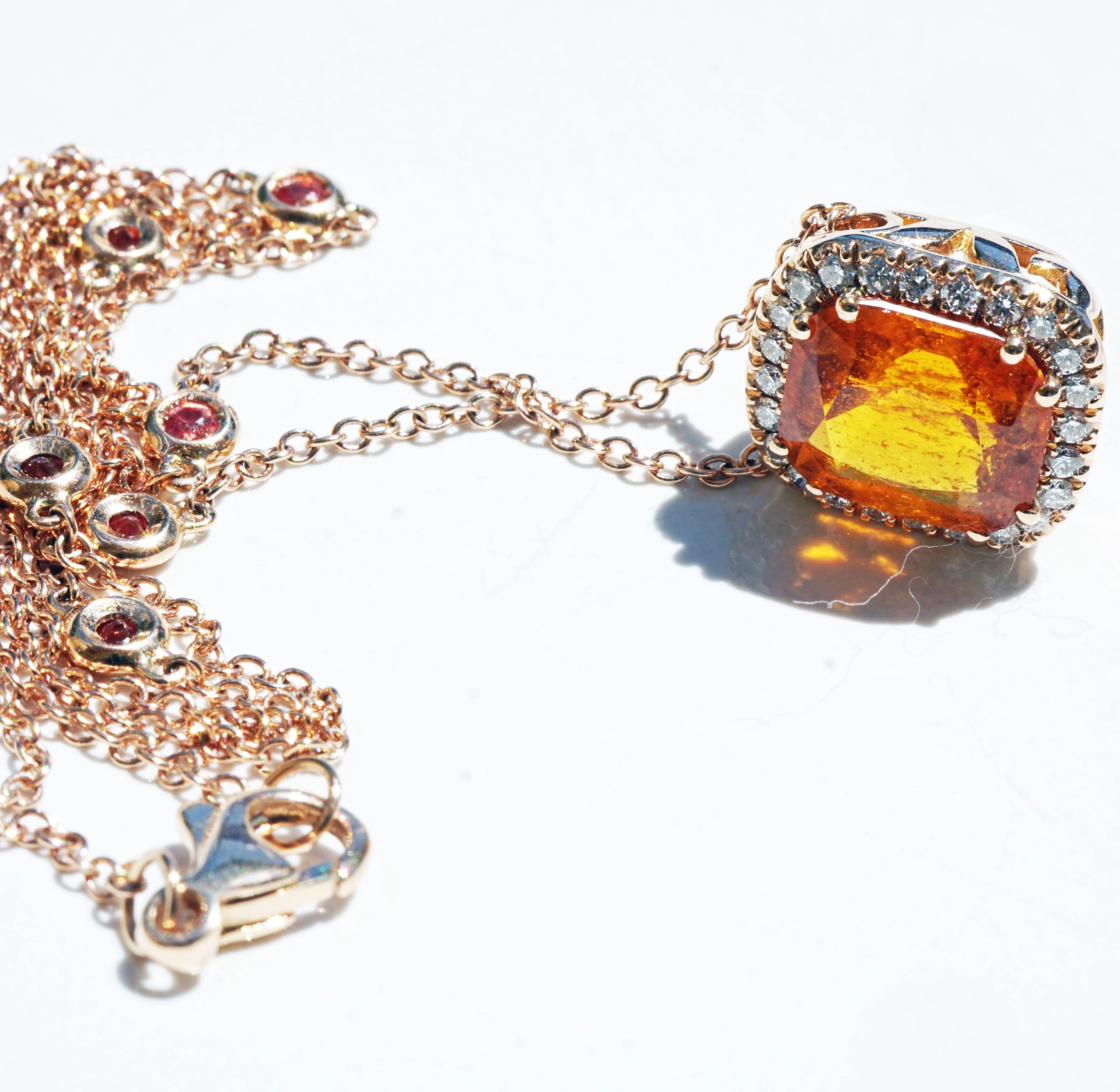Mandaringarnet Diamond Necklace 18 kt Rosegold...happy Buddha