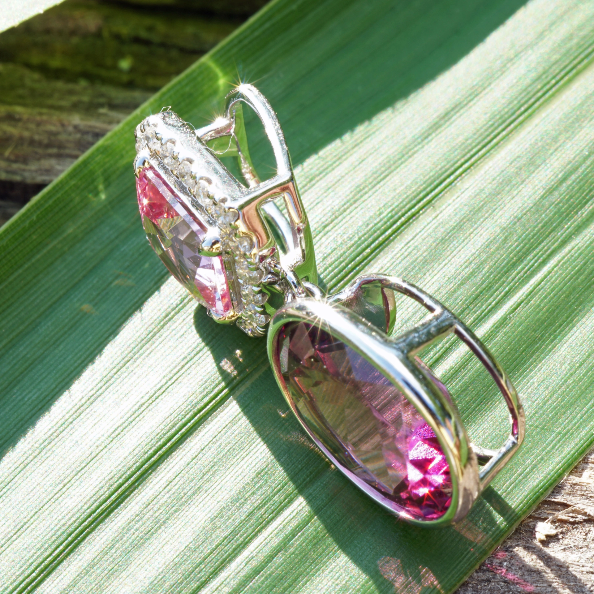do you like pink...this colors are with electric red and pink flushes