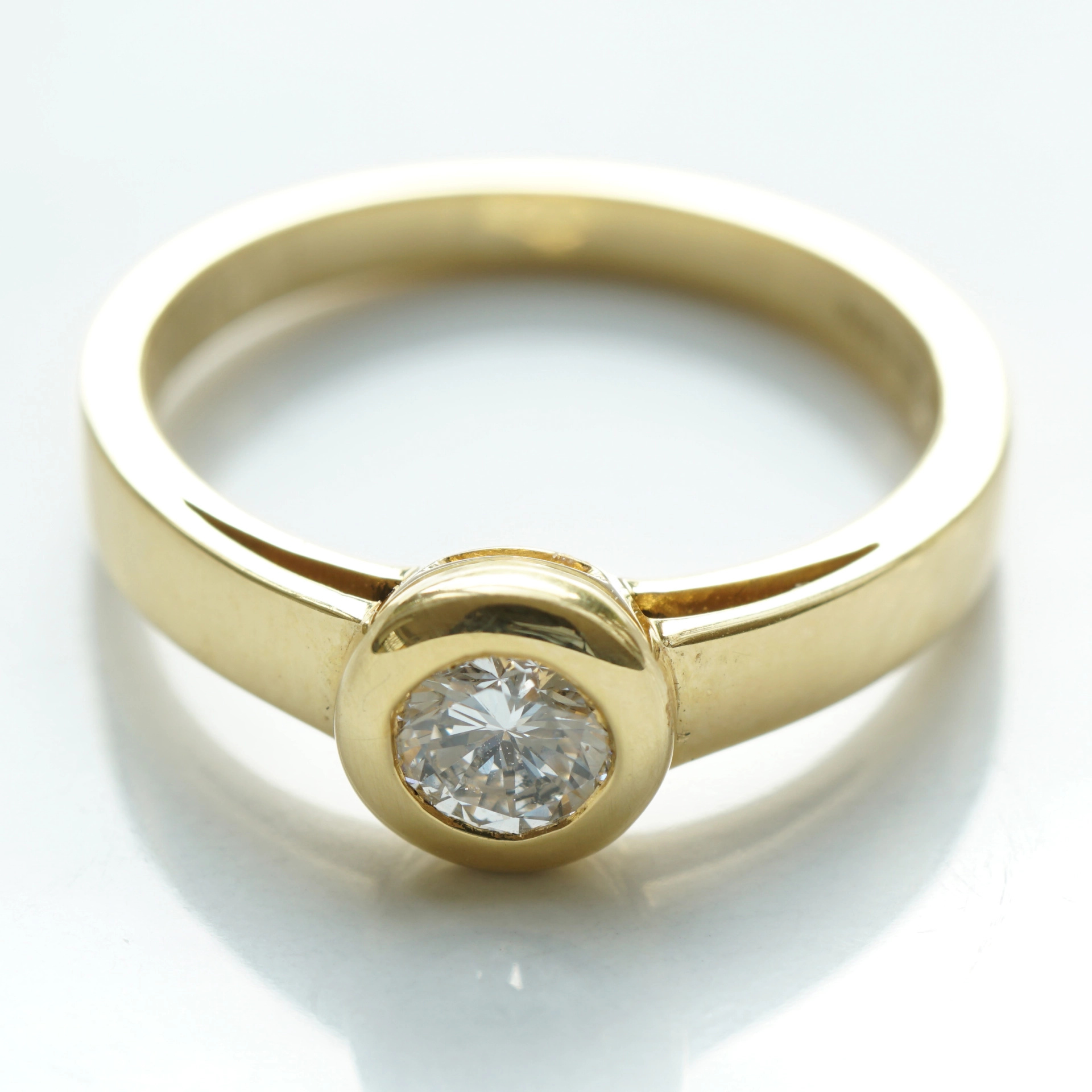 Solitaire Brilliant Ring 0.375 ct TW P1 750 Yellowgold 5 mm D... Great Brilliance