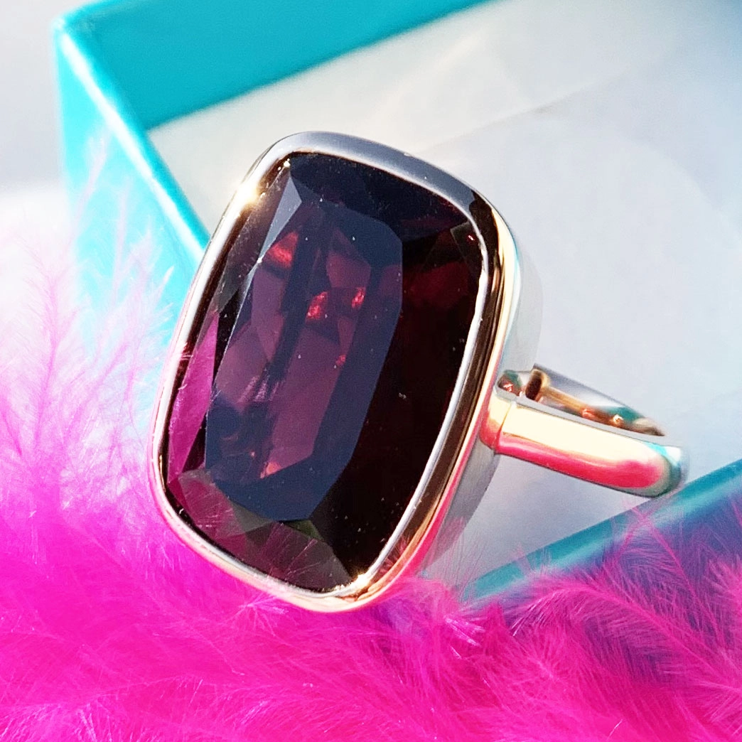 Rhodolith Granat Ring 19.70 ct tiefrot tolle Qualität AAA+ 20 x 15,5 mm 750er Rosegold