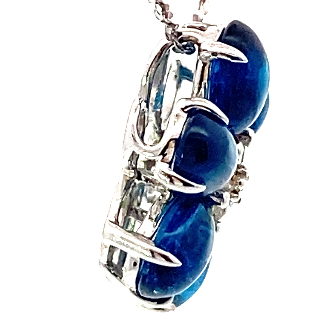 Pendant NEON Colors Apatite and Brilliants 18 kt White Gold 5.45 carats with Chain