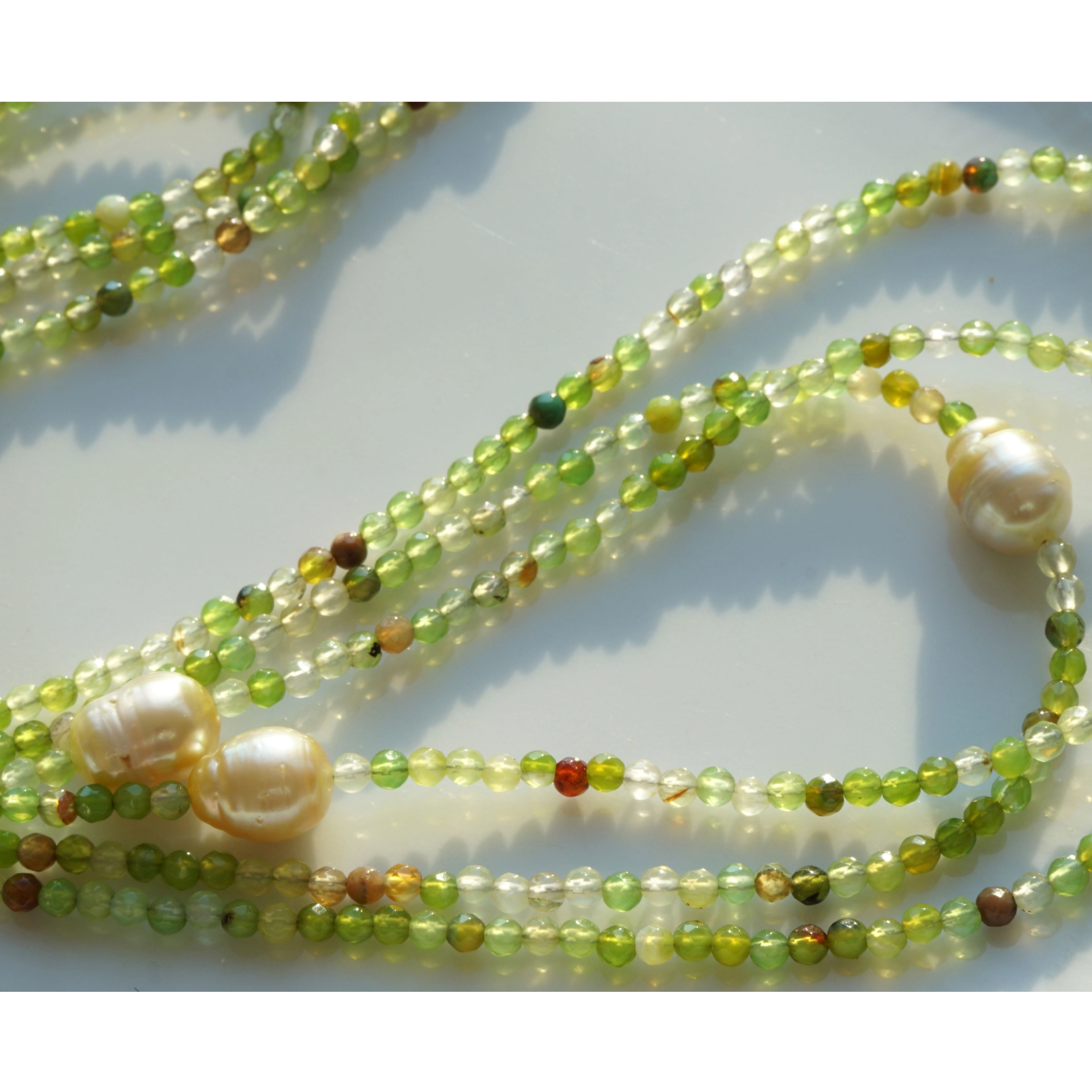 Amazing Colors....this Necklace with Southsea Pearls is gorgeous