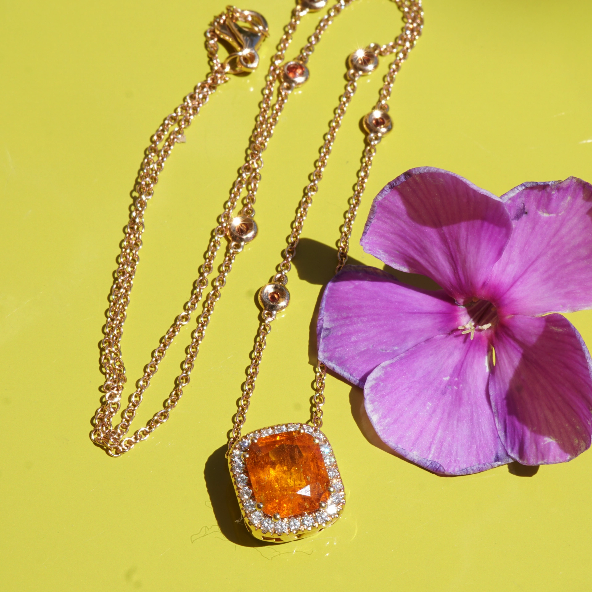 Mandaringarnet Diamond Necklace 18 kt Rosegold...happy Buddha