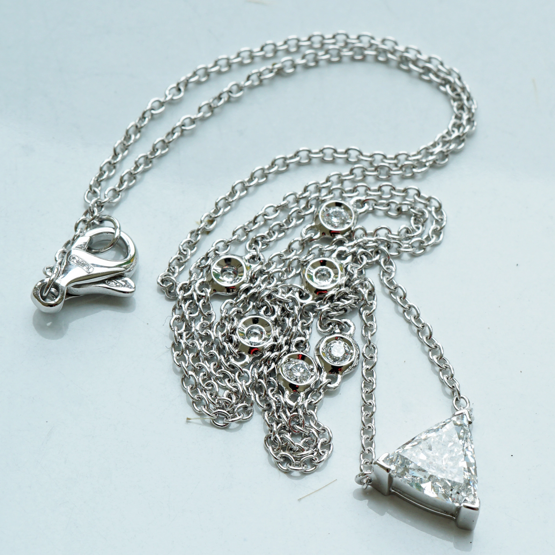 Diamond Necklace 750 White Gold 1 ct designed in Valenza timelessly...modern grandiose