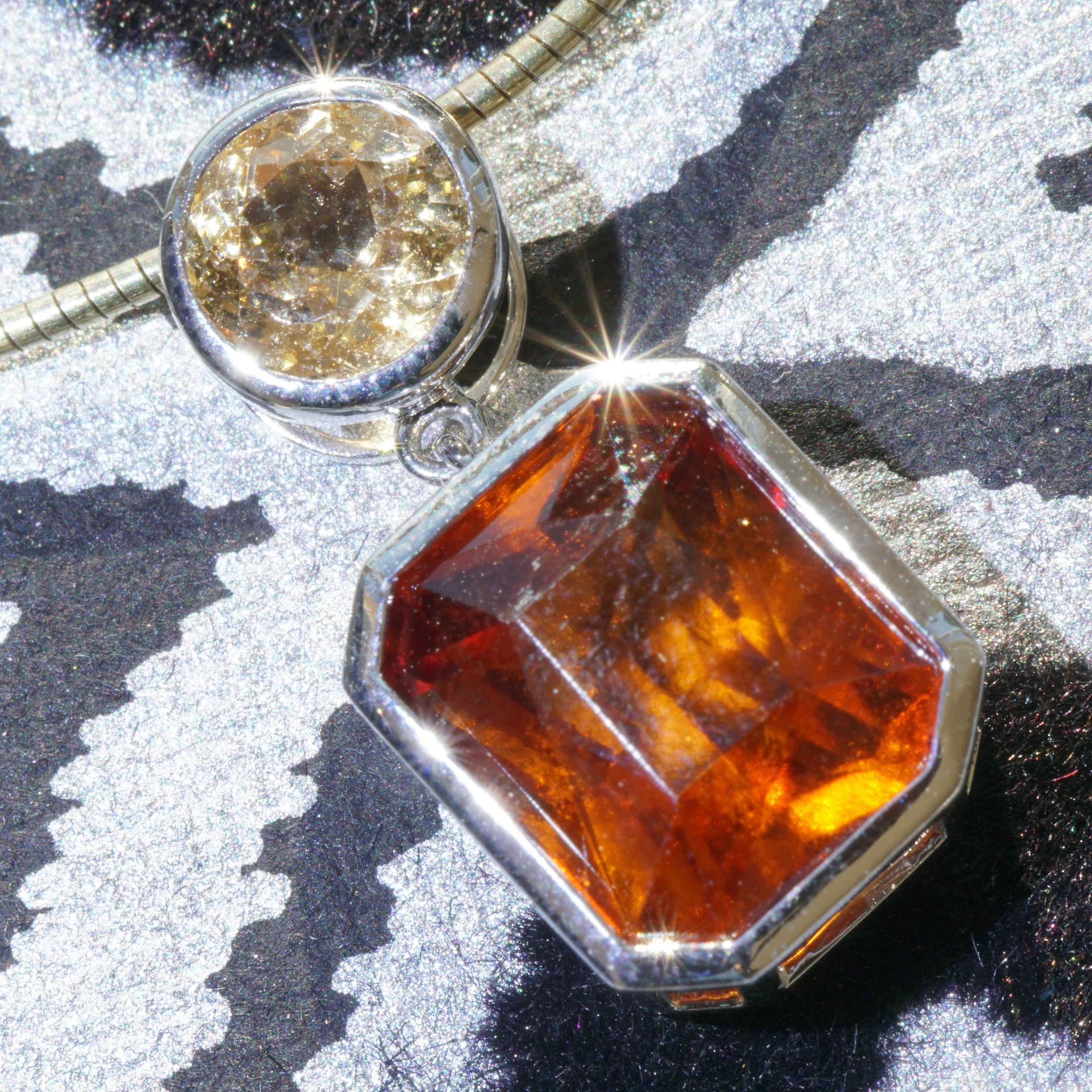 Neverseen this volcanic Color of Hessonit Garnet