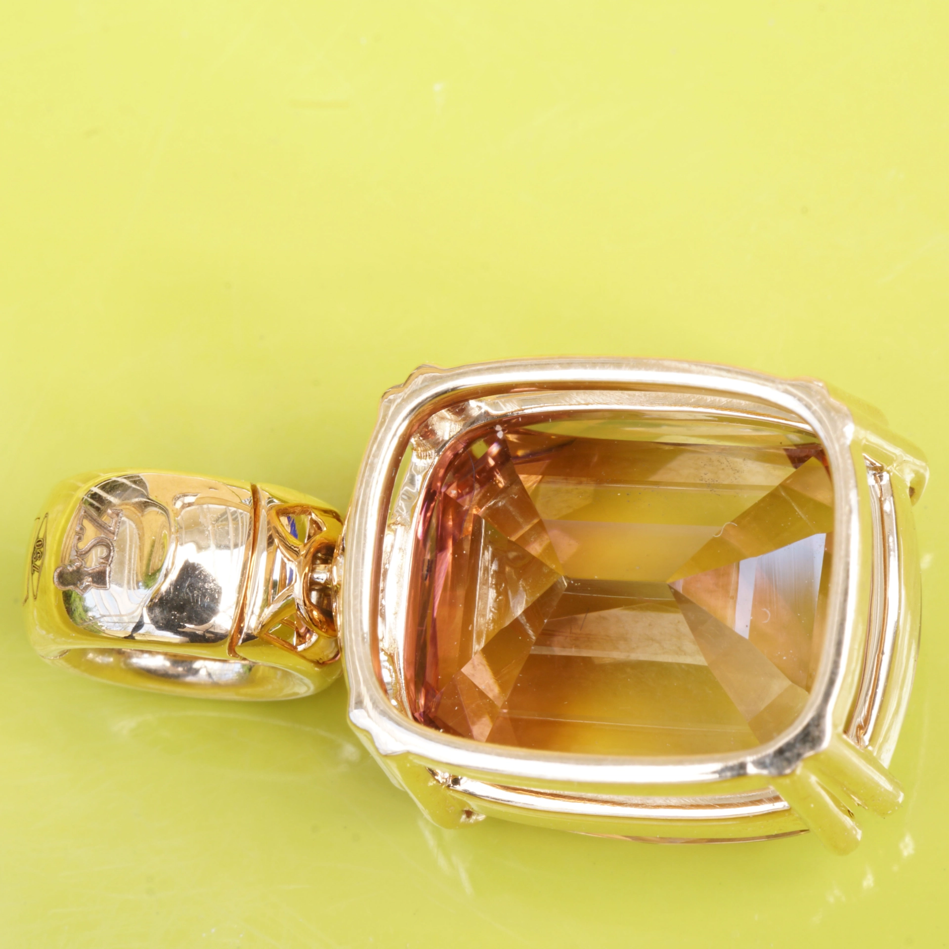 Tourmaline Brilliant Pendant in 750 Rose gold Sunset Beach Color 9.85 ct Africa/Congo